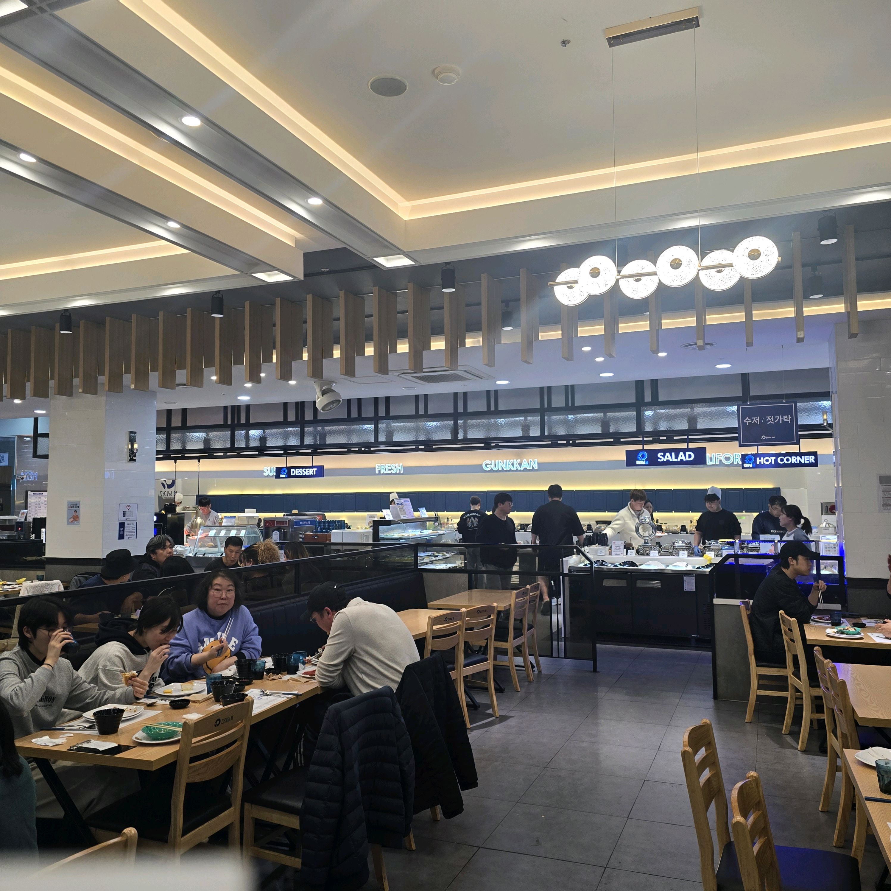 너무 맛있어서 자주오는곳인데, 주말엔 역시 사람이 많네요! 예약추천! - 양산 맛집 다이닝원 양산점