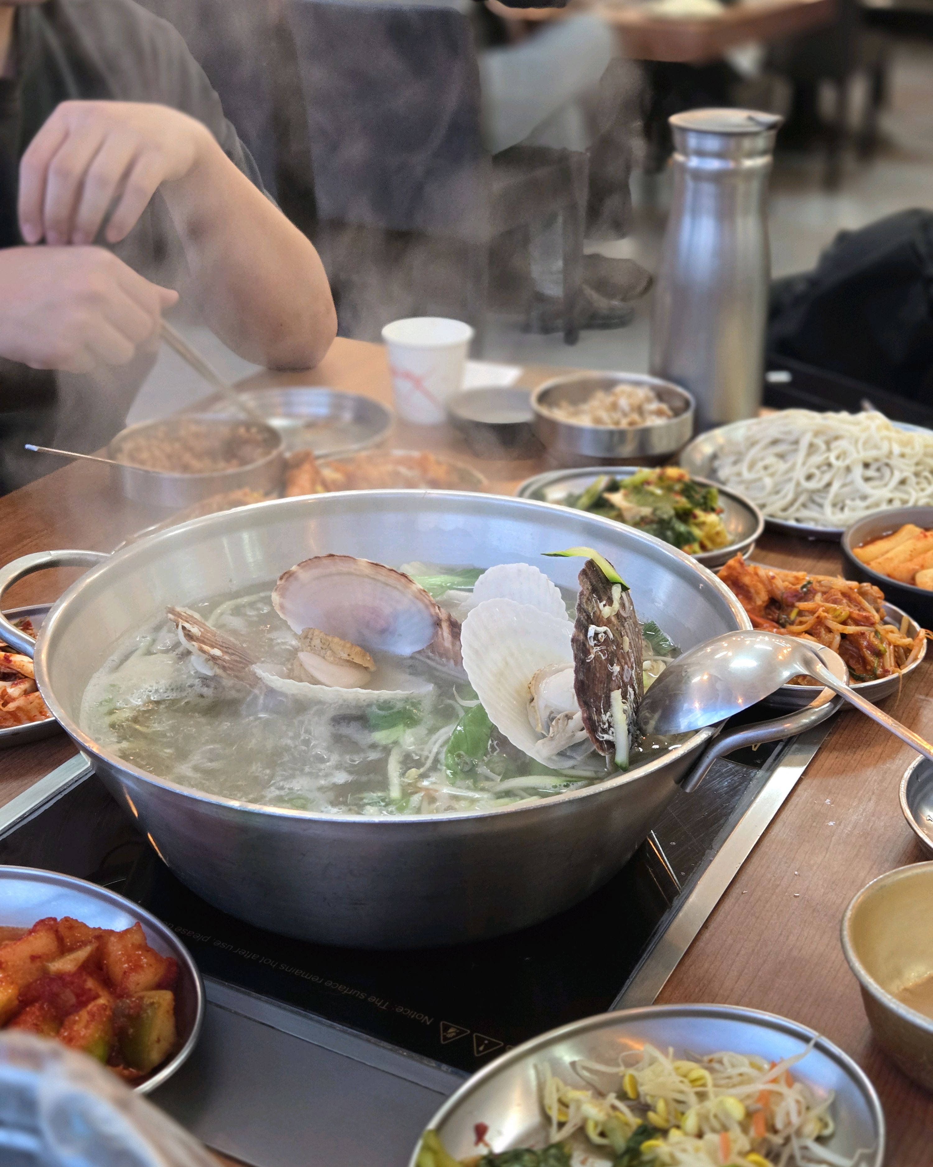 칼국수만 먹다가 아구찜한번 시켜먹었는데 넘 맛있어용 - 인천 맛집 가온칼국수 송도본점