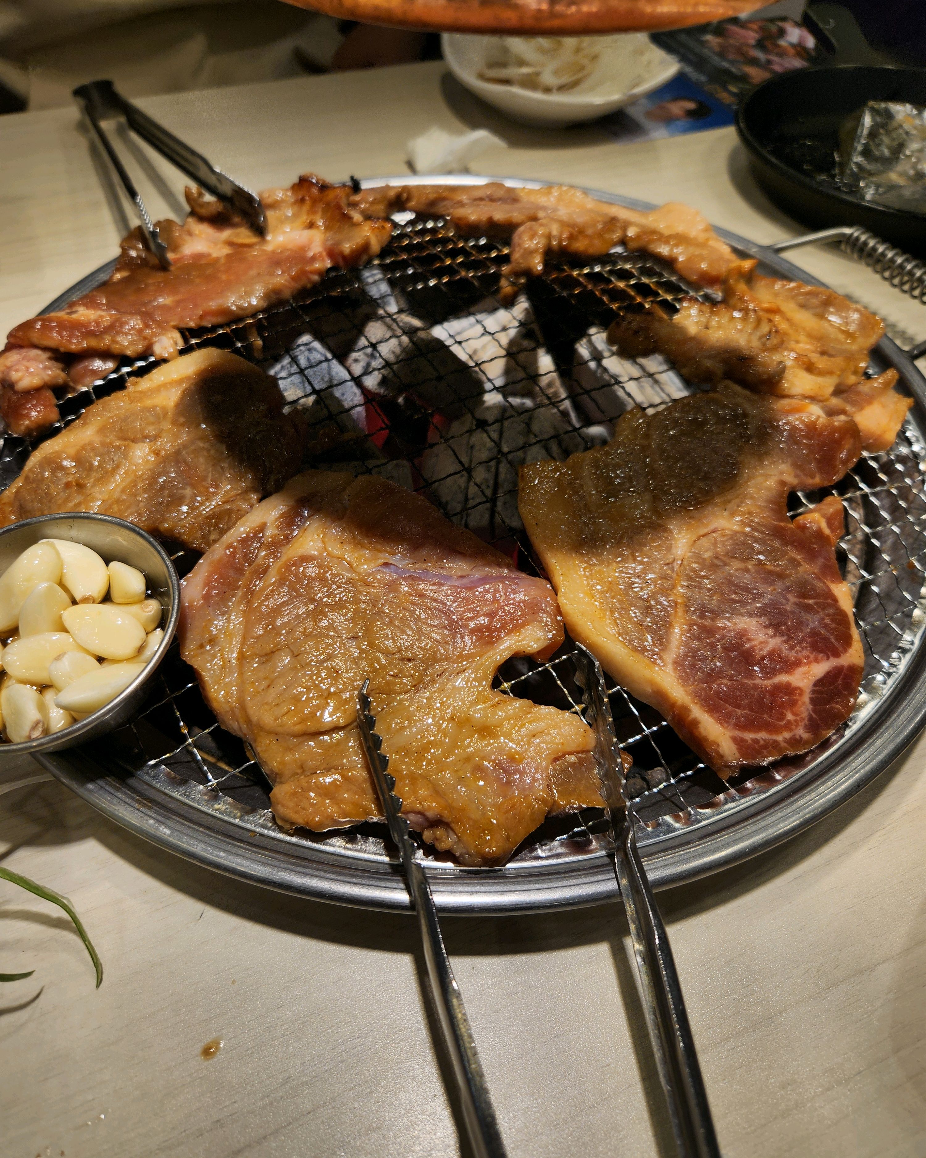 두번째 방문이예요! 고기 생각나면 자주 가는데 친절하시고 리필도 빨라서 좋아요~ 매장 넓어