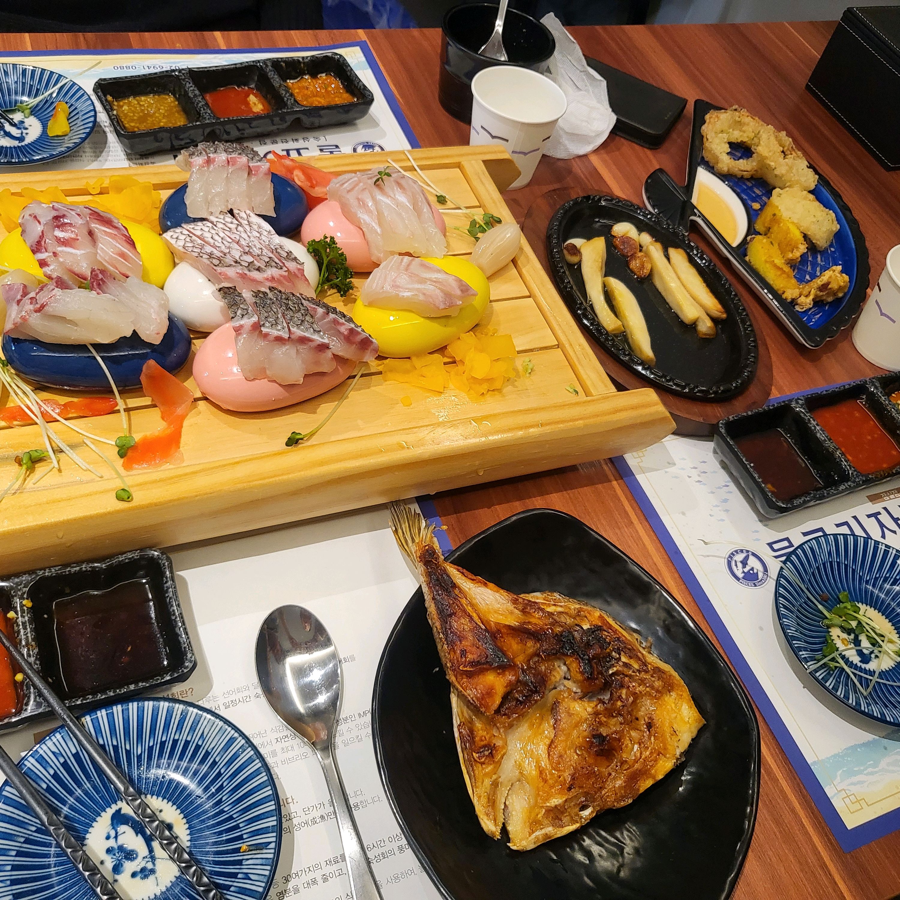 회가 정말 쫀득하고 고소한게 매우 맛있었어요 - 종합운동장역 맛집 물고기자리 잠실점