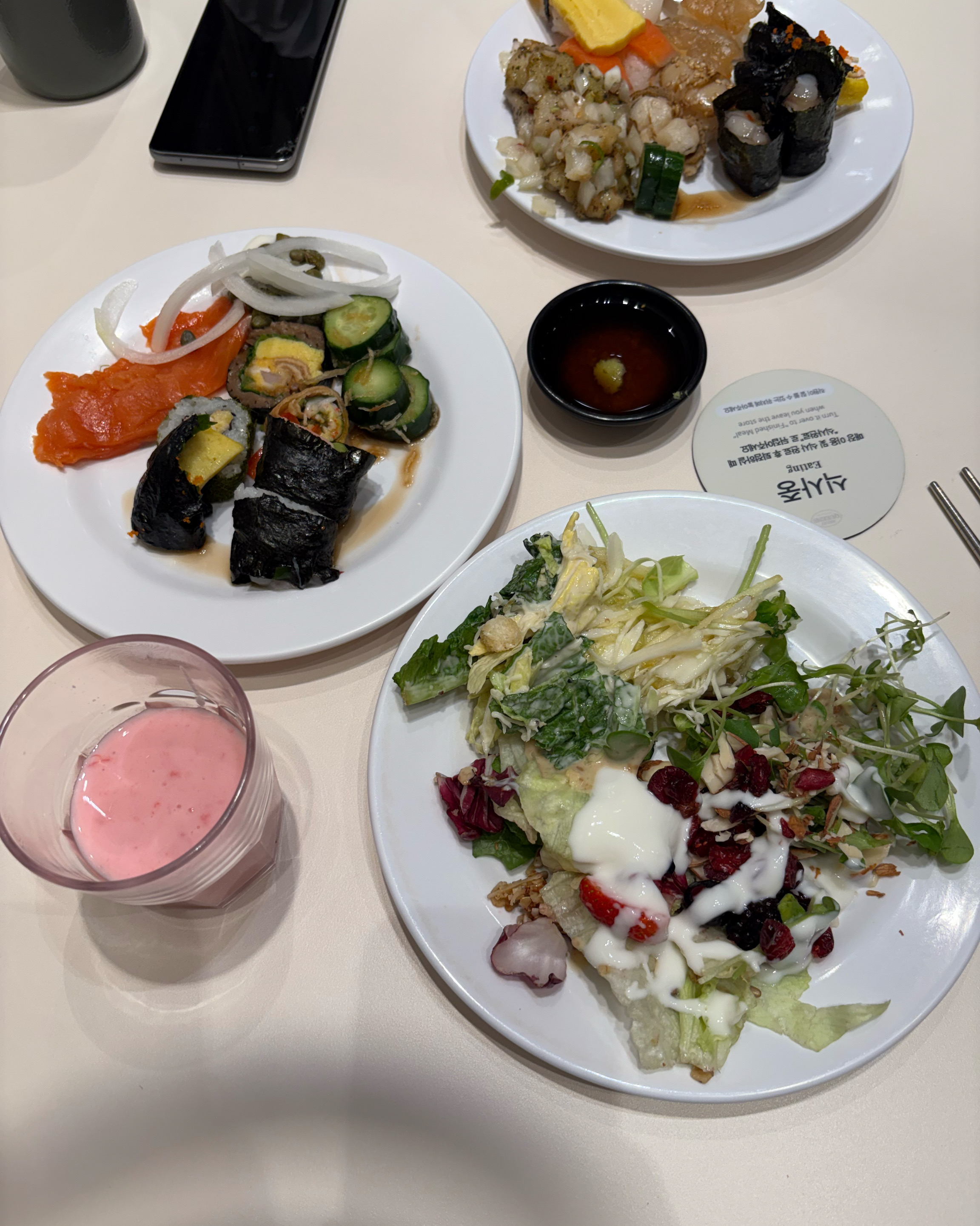 샐러드 종류도 많고 음식 가짓수도 많아서 가성비 좋은 것 같아요 :) - 스퀘어원 맛집 애슐리퀸즈 스퀘어원 인천점