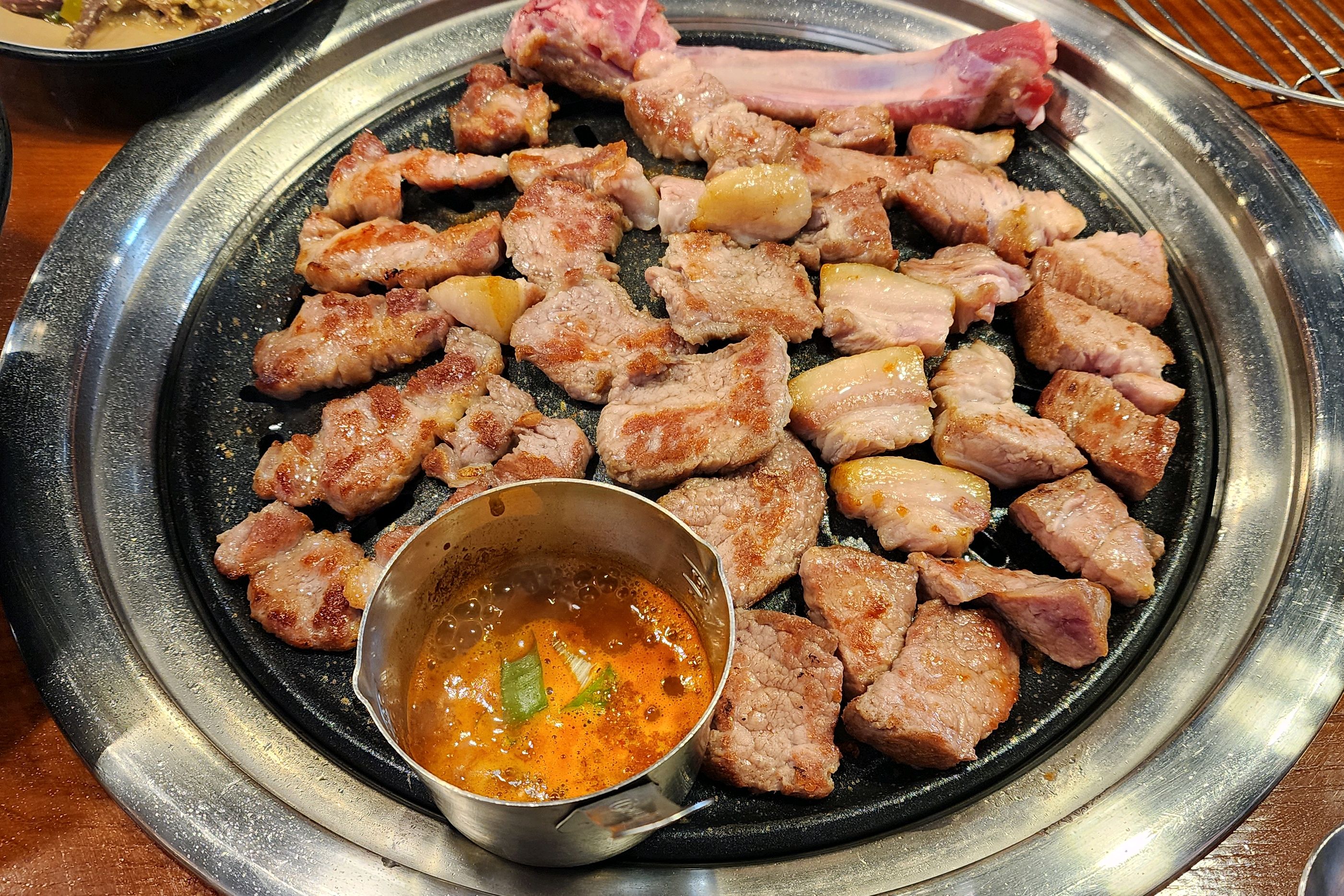 벼락도끼 이름도 잼있고 맛은 끝내주고~ - 불당동 맛집 통삼국본점