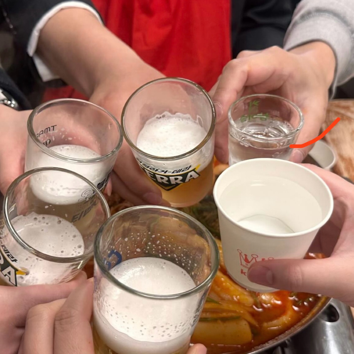 전화로 주문하고 출발 했는데 아줌마 한분이 전화 주문 받은 적 없다고 계속 틱틱 거리고 불