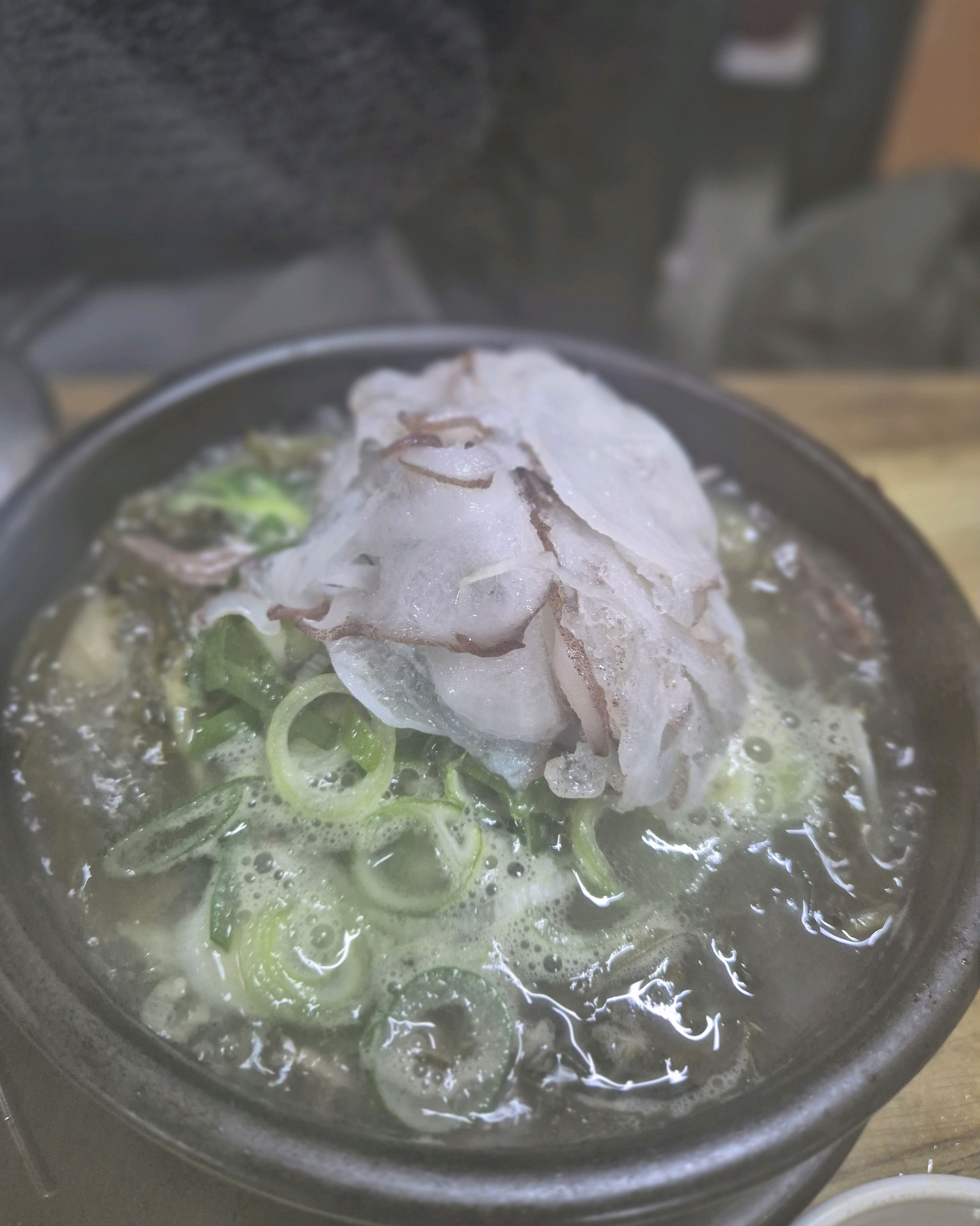 속초에 오면 꼭 들르는 곳 - 아바이마을 맛집 속초문어국밥