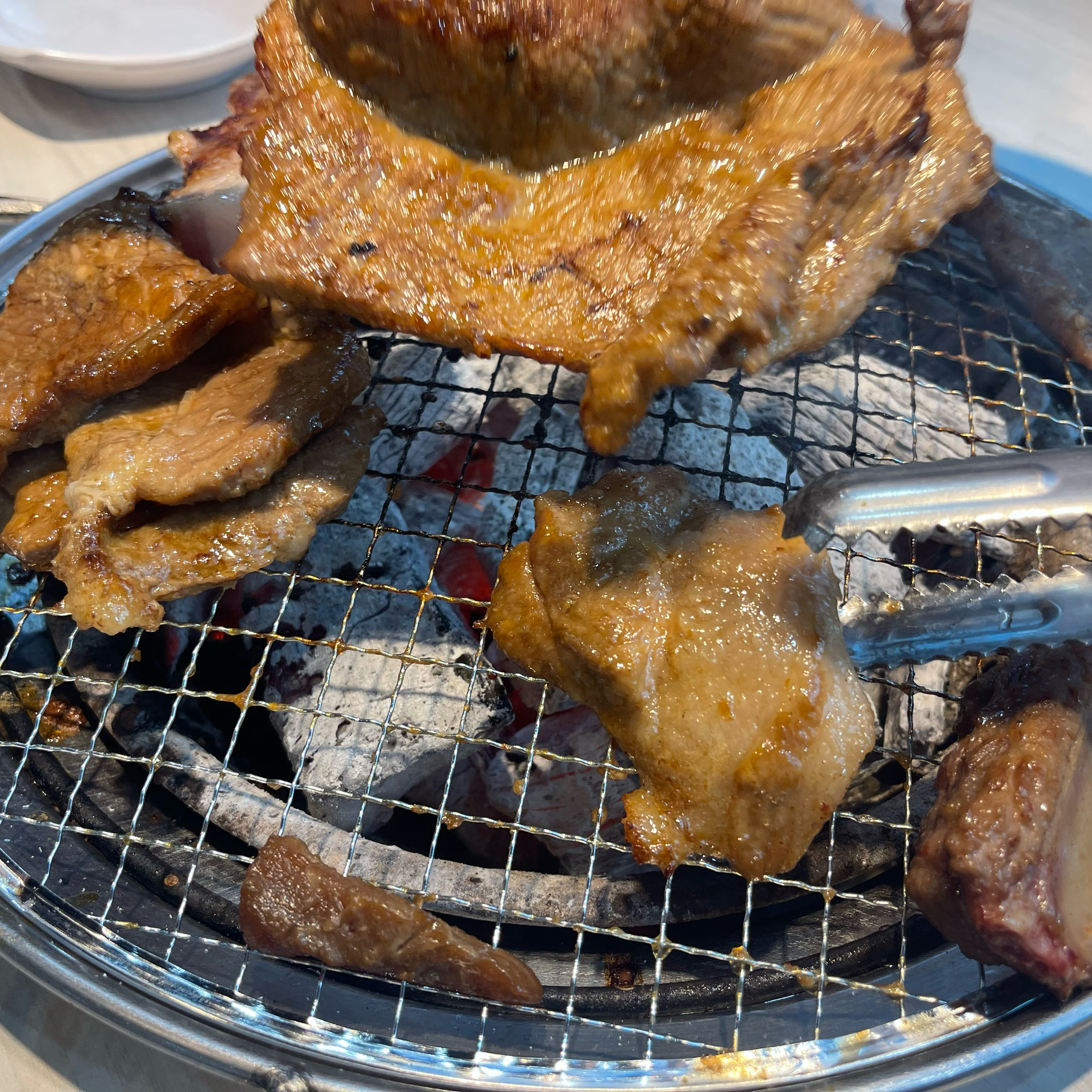 무한이라 배부르게 먹을 수 있어요. 직원분들 친절하세요. 맥주 무제한 신기하네요~~ - 덕은동 맛집 명륜진사갈비 고양덕은점
