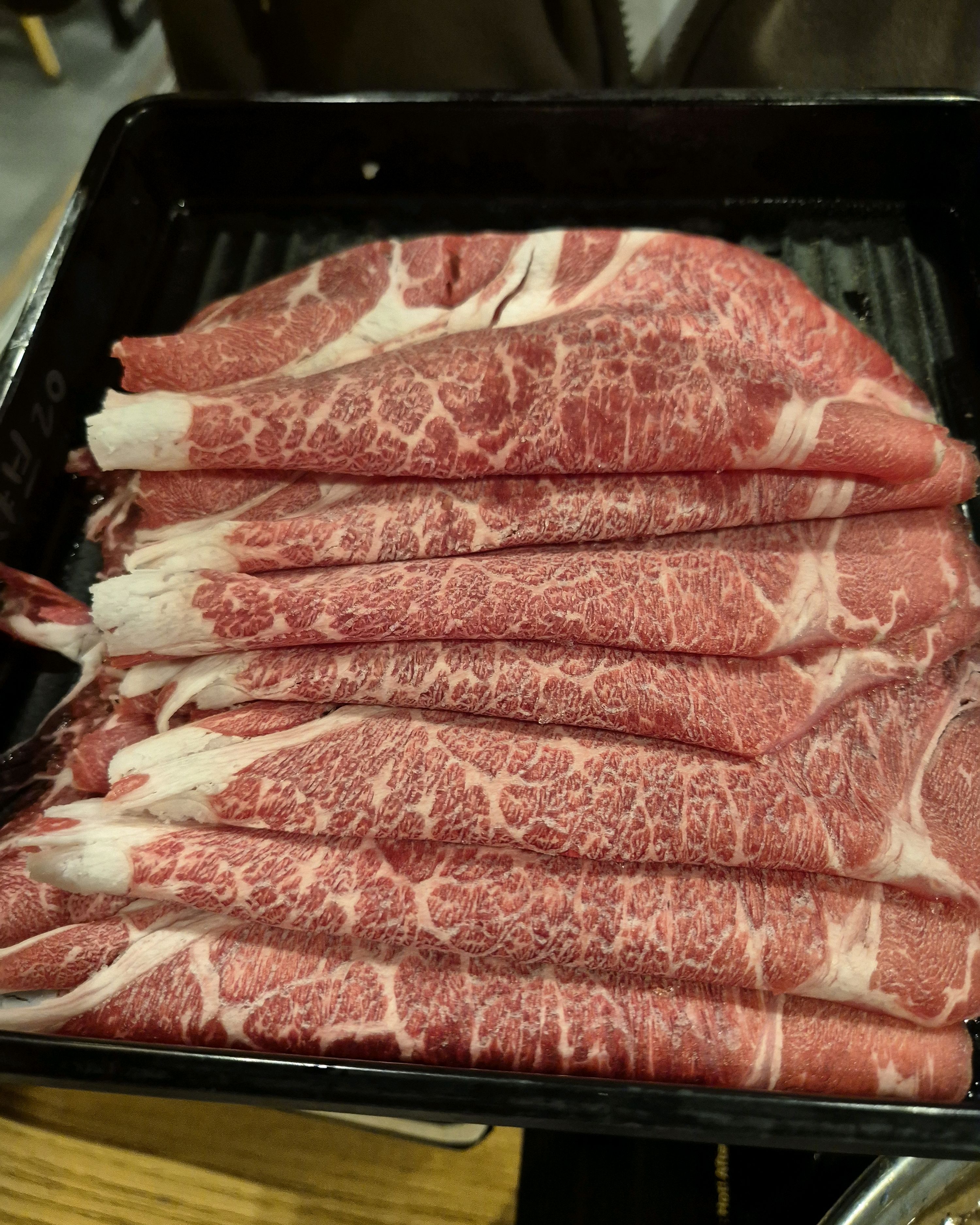 고기 퀄리티가 무한리필이라고 생각이 들지 않아요 :) 닭강정도 쵝오 - 대구 종로 맛집 샤브20 만경관점