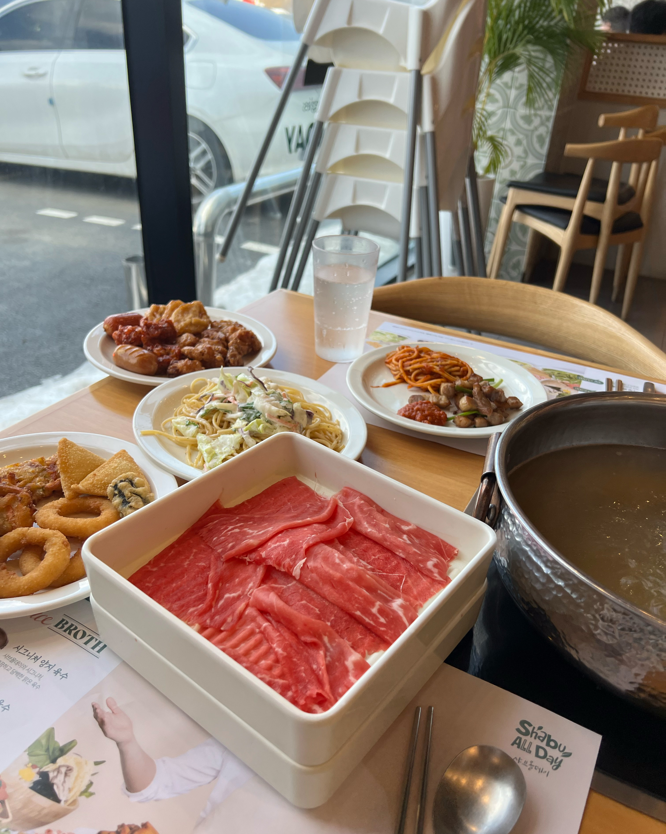 채소가 신선하고 음식이 빠르게 채워주셨어요. - 경기광주 역동 맛집 샤브올데이 광주역동점