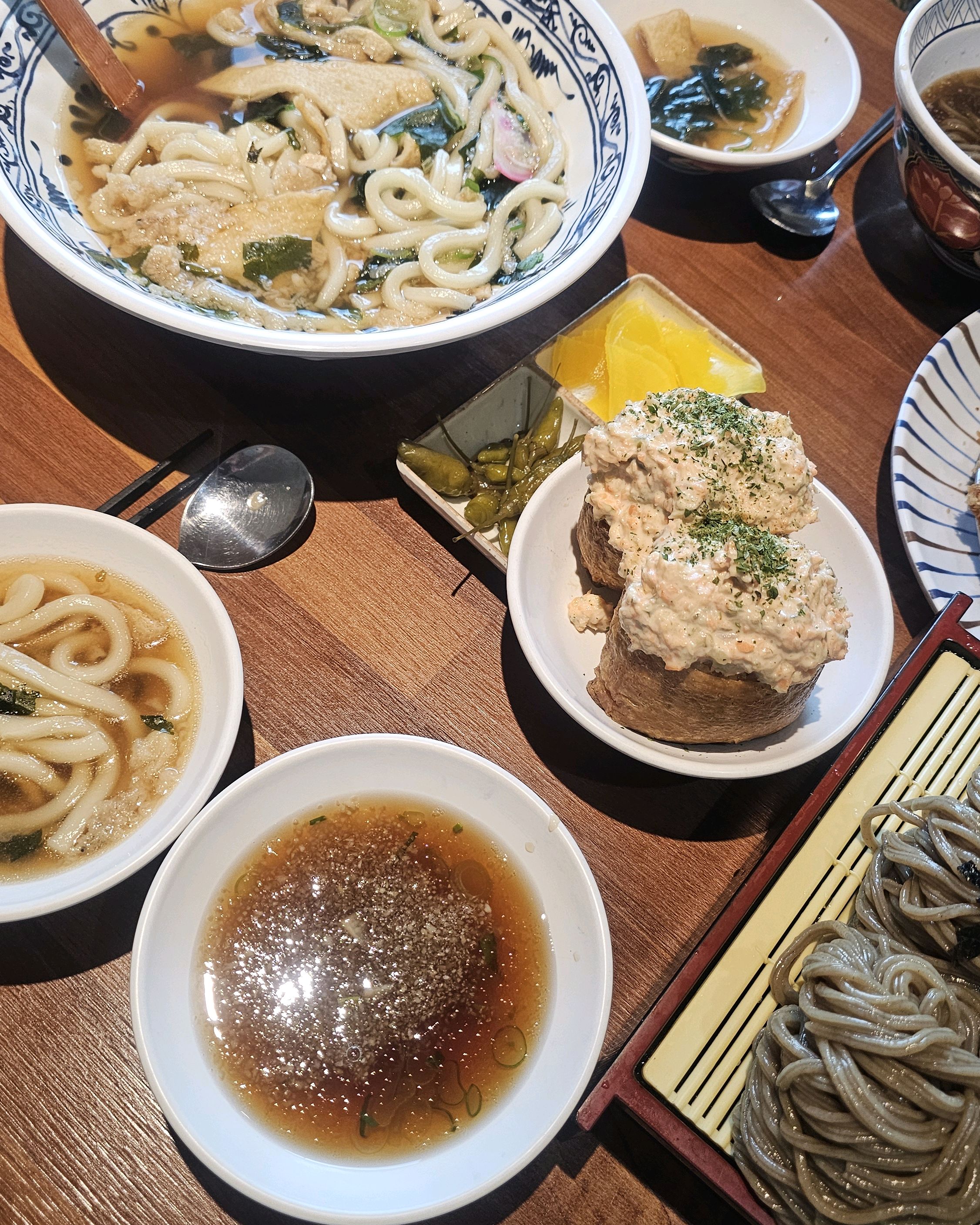 메뉴도 정말다양하고 대기없이 바로 이용할 수 있어서 좋았어요ㅎㅎㅎ - 울산 신정동 맛집 삼동소바 울산남구점