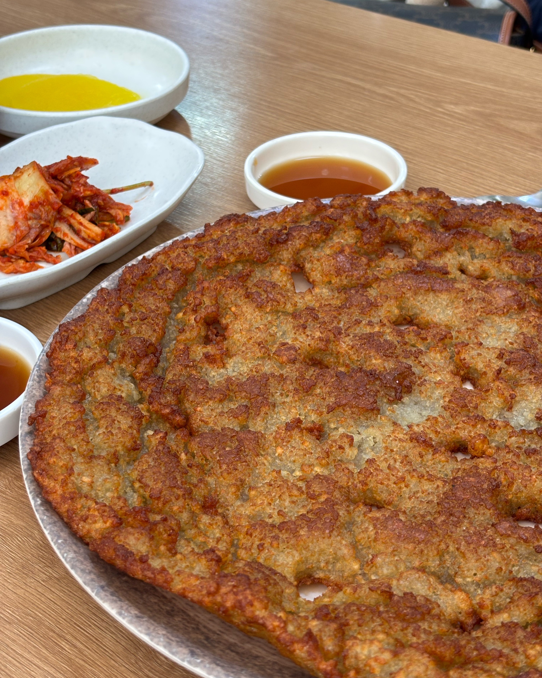 여기 칼국수도 맛있고 감자전 꼭 먹으세요 - 대전 맛집 신선 칼국수