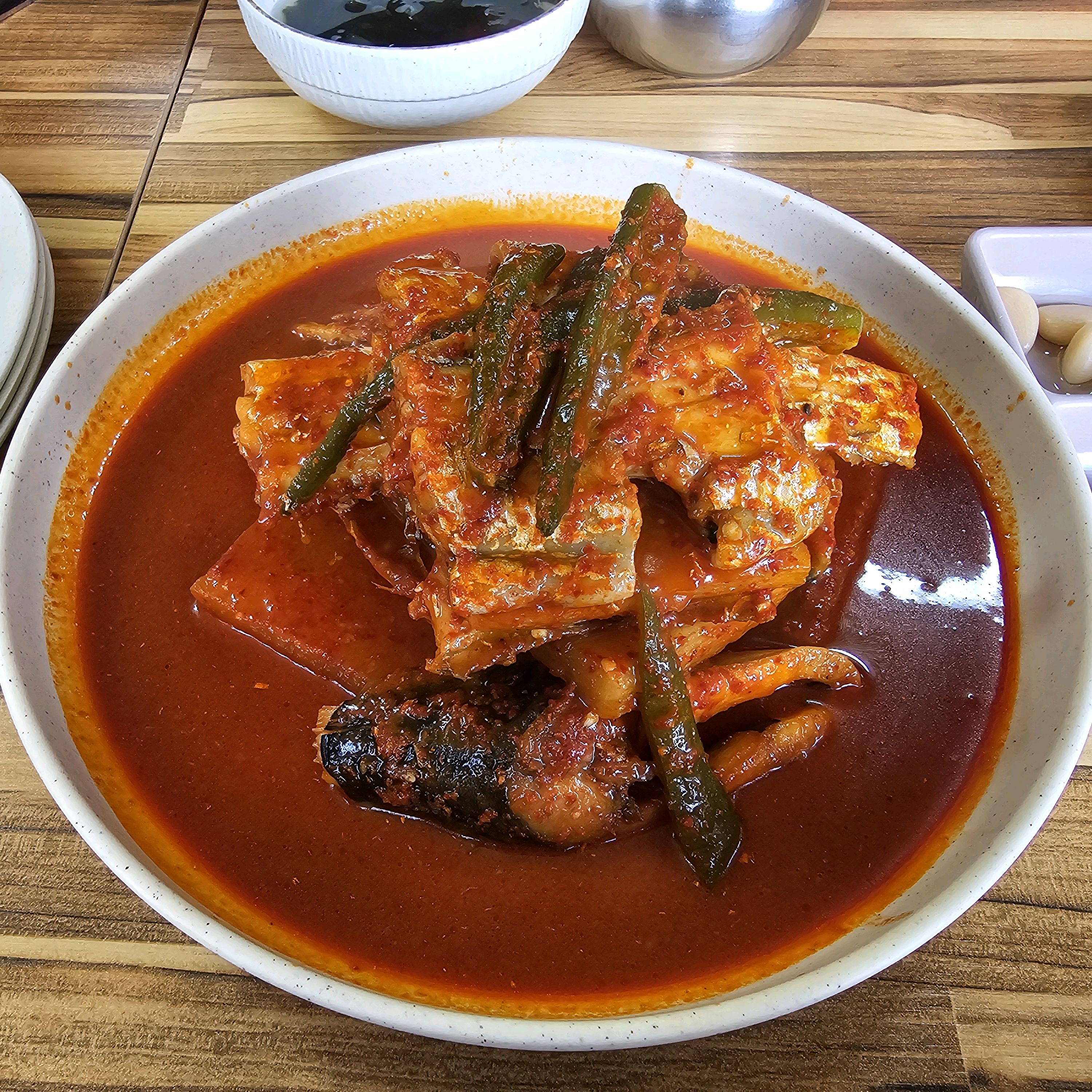 제주 올때마다 오는 곳인데 역시 맛있어요~웨이팅이 있긴하지만 주변 둘러보면서 기다리기 괜찮