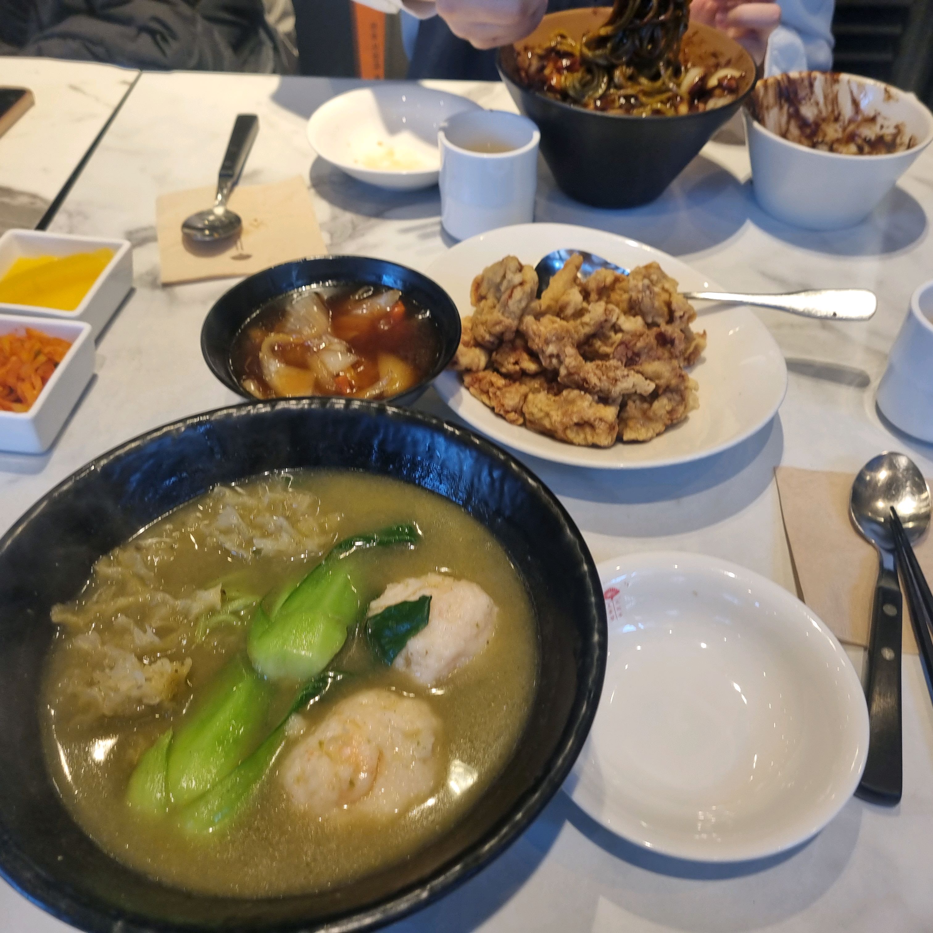 [명동 맛집 초류향] 직접 가본 로컬 리뷰