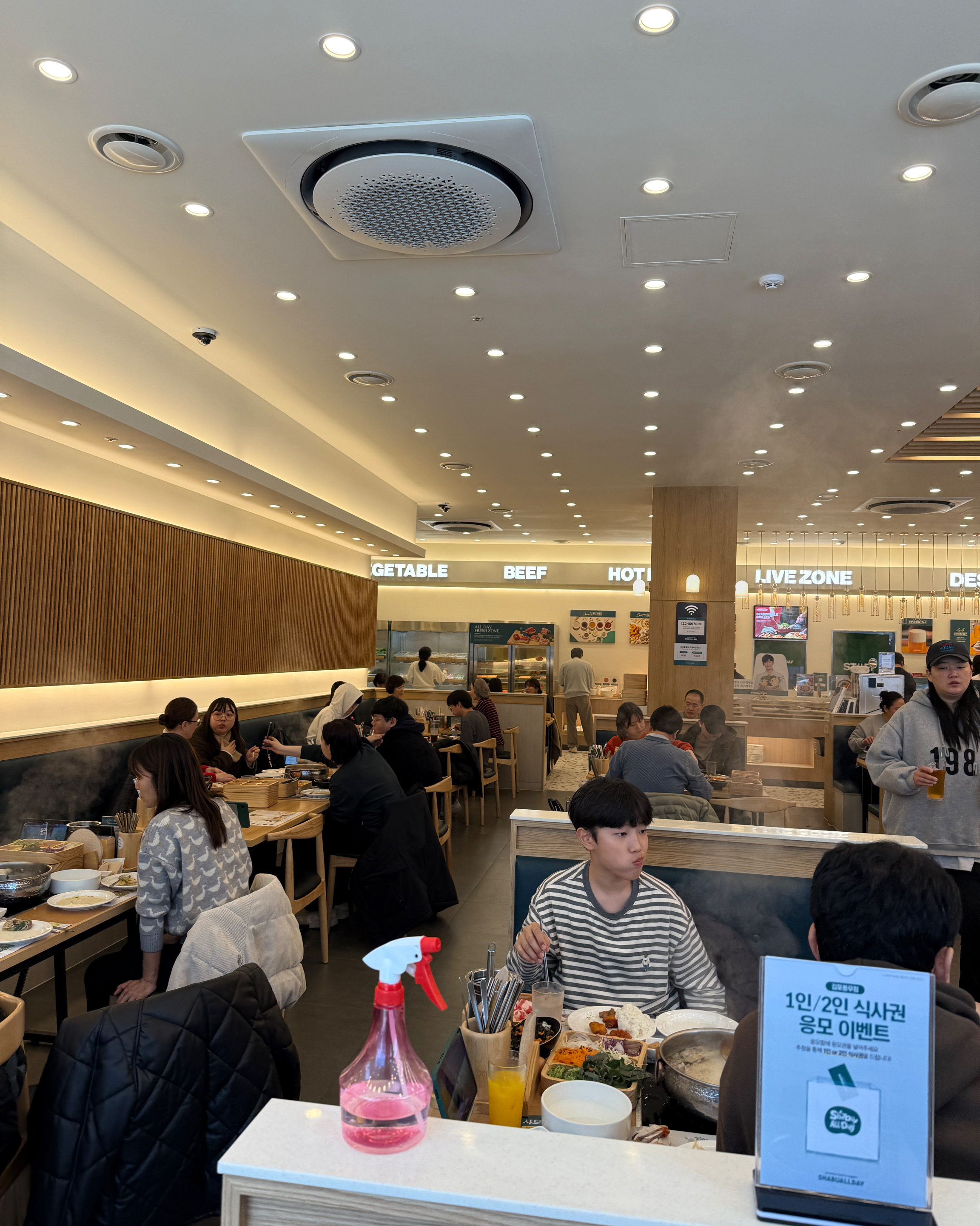 매장이 새로 생겨서 깨끗하고 쾌적해요! - 풍무동 맛집 샤브올데이 김포풍무점