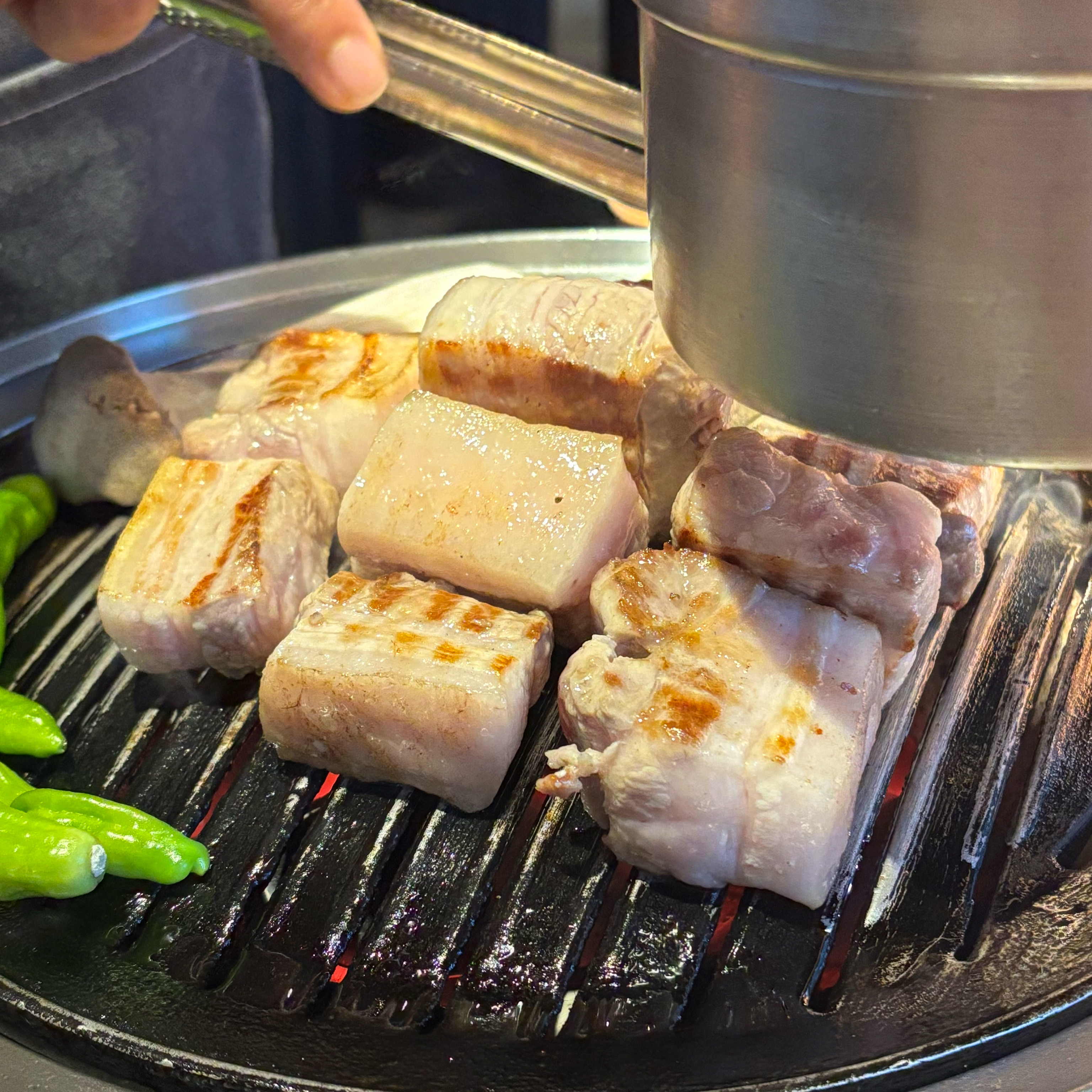 [홍대입구역 맛집 청돈옥 홍대본점] 직접 가본 로컬 리뷰