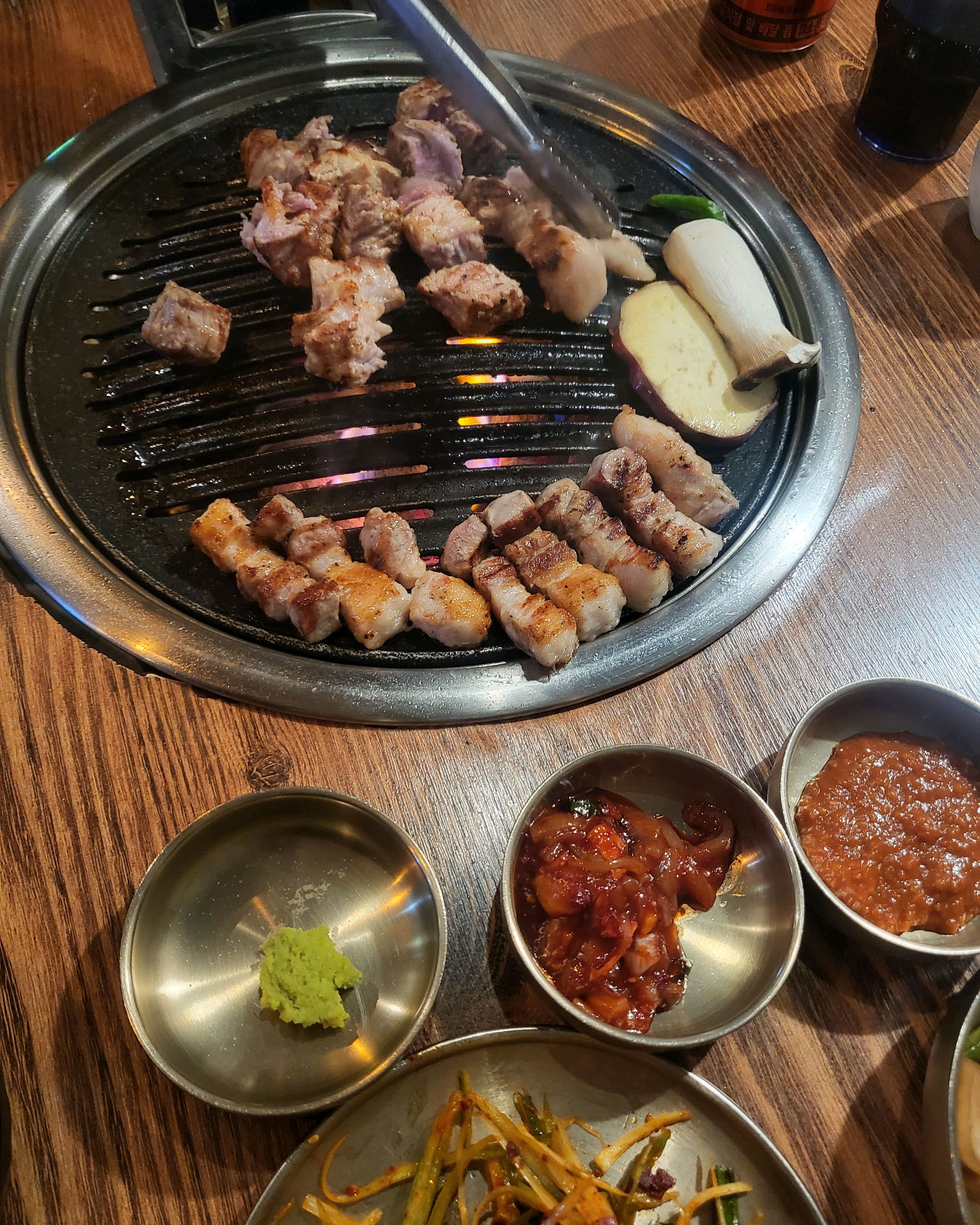 [홍대입구역 맛집 육몽 홍대본점] 직접 가본 로컬 리뷰