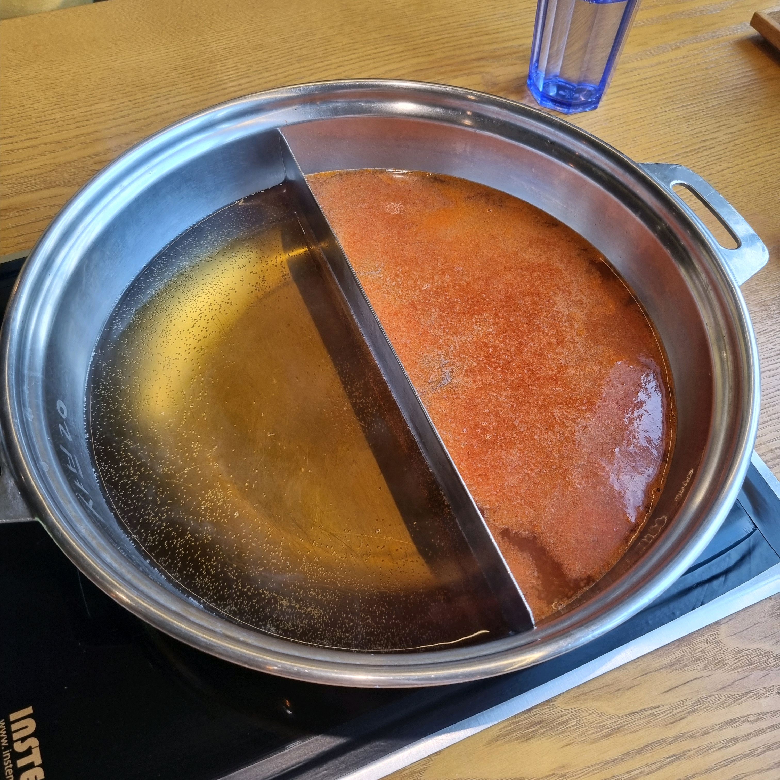 1인 21,900원에 80분동안 뷔페식으로 즐길 수 있는 샤브샤브인데 - 발산역 맛집 샤브20 발산마곡점