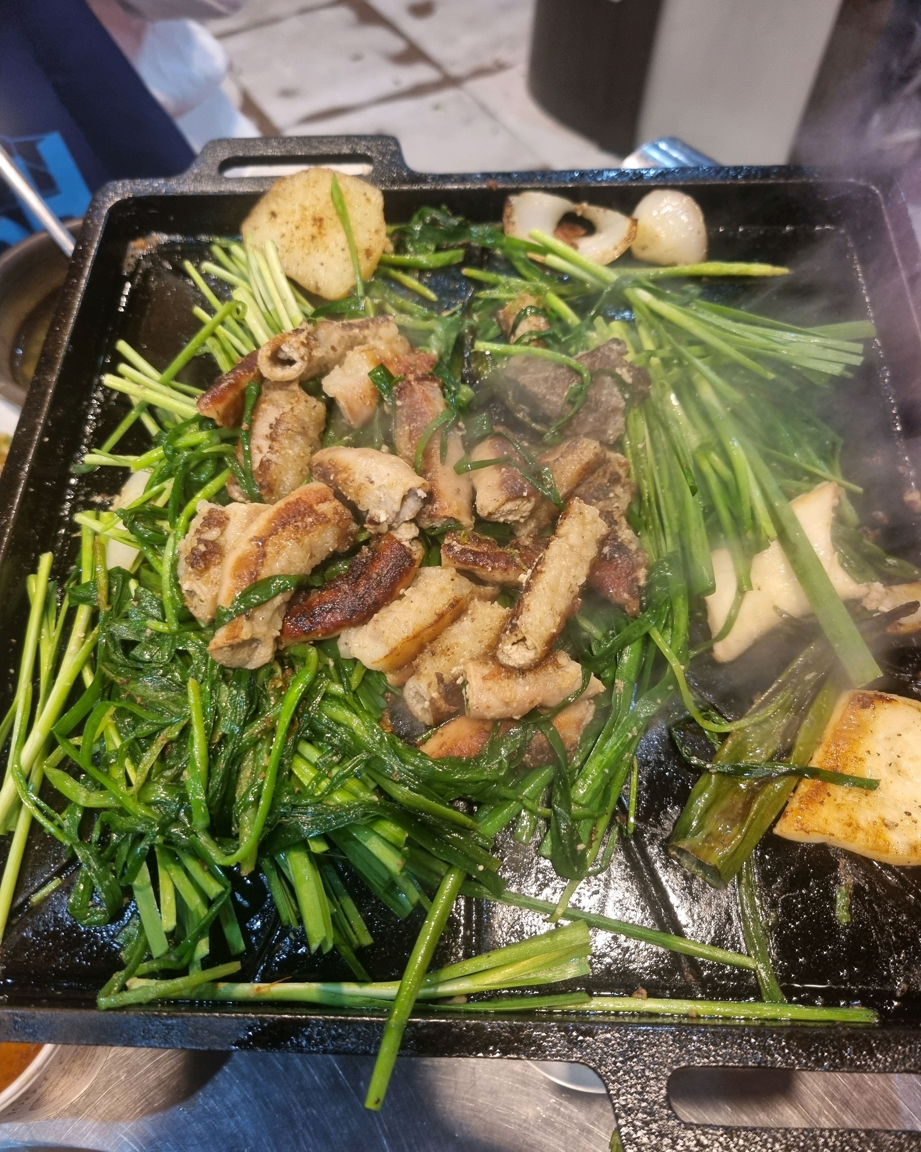 [홍대입구역 맛집 마포곱창타운 연남점] 직접 가본 로컬 리뷰