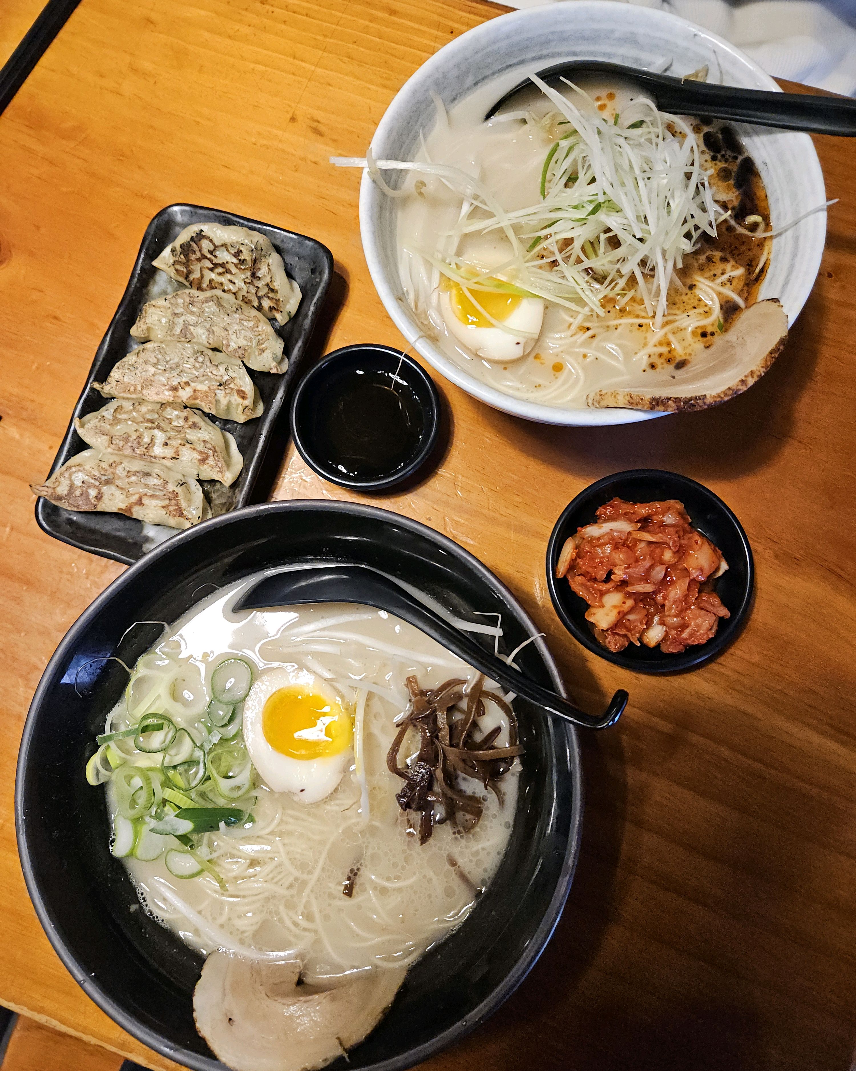 국물이 진하고 양이 많아요 밥말아도 좋아습니다 점심맥주 천원메뉴 아주 좋아요 - 천호동 맛집 유타로 천호