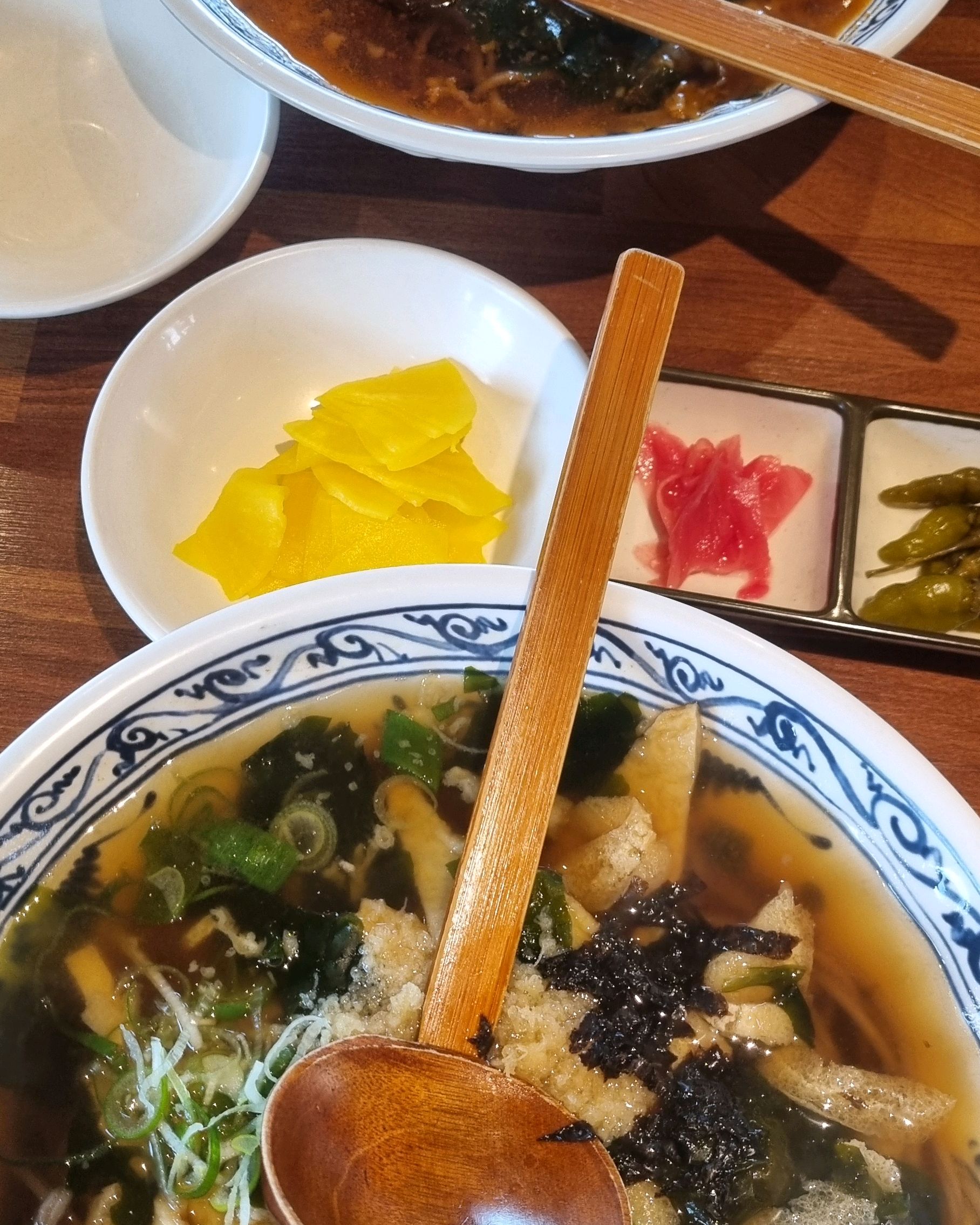 멀리서 온 지인 모셔왔어요 - 울산 신정동 맛집 삼동소바 울산남구점