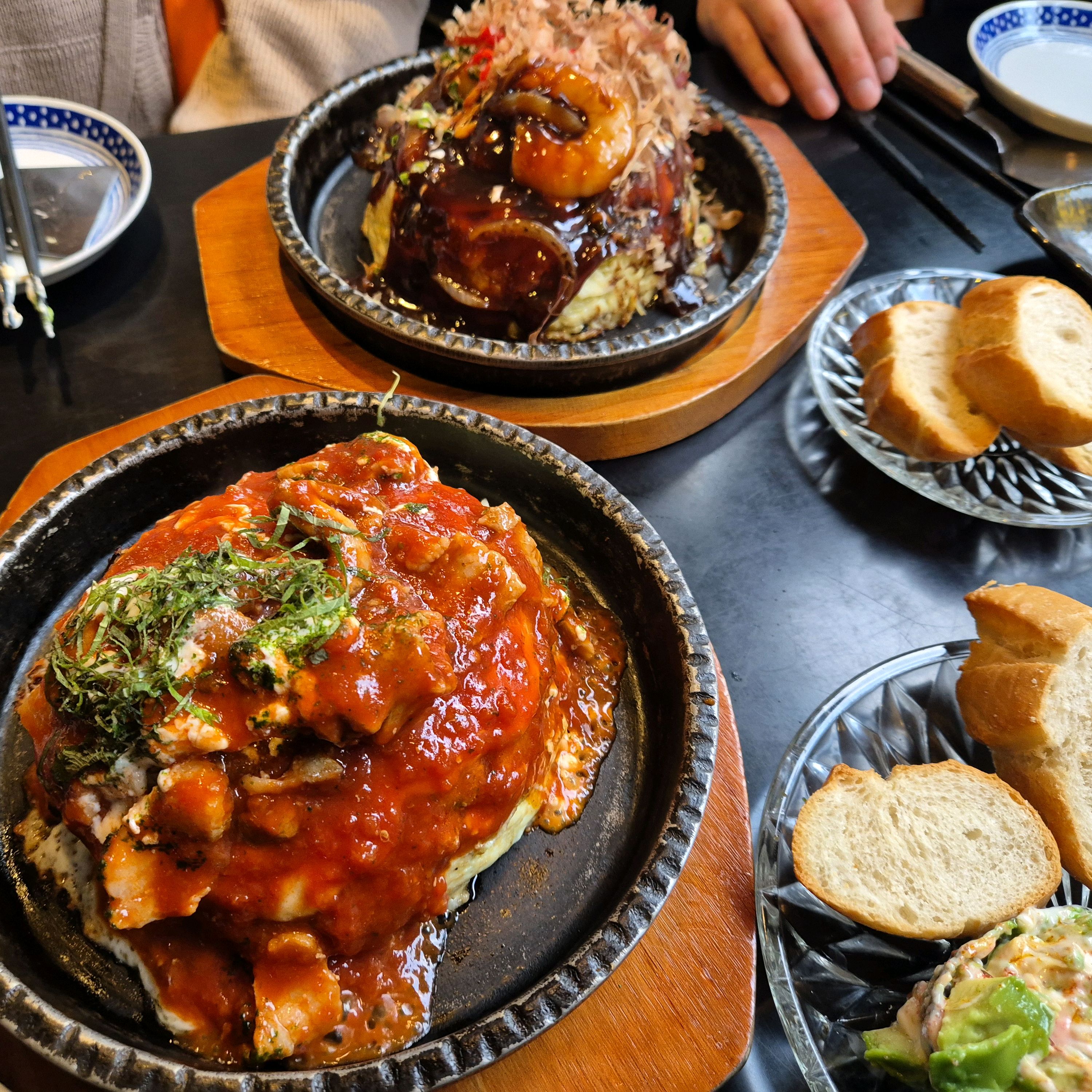 [홍대입구역 맛집 우와] 직접 가본 로컬 리뷰