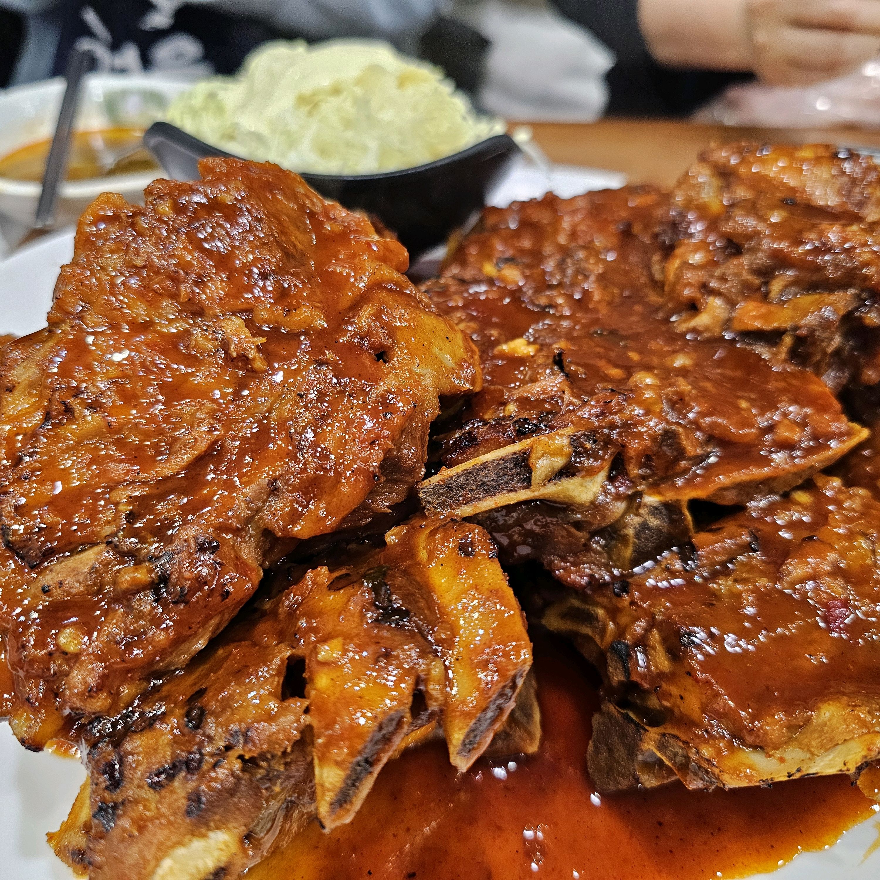 [명동 맛집 신동궁감자탕 명동직영점] 직접 가본 로컬 리뷰