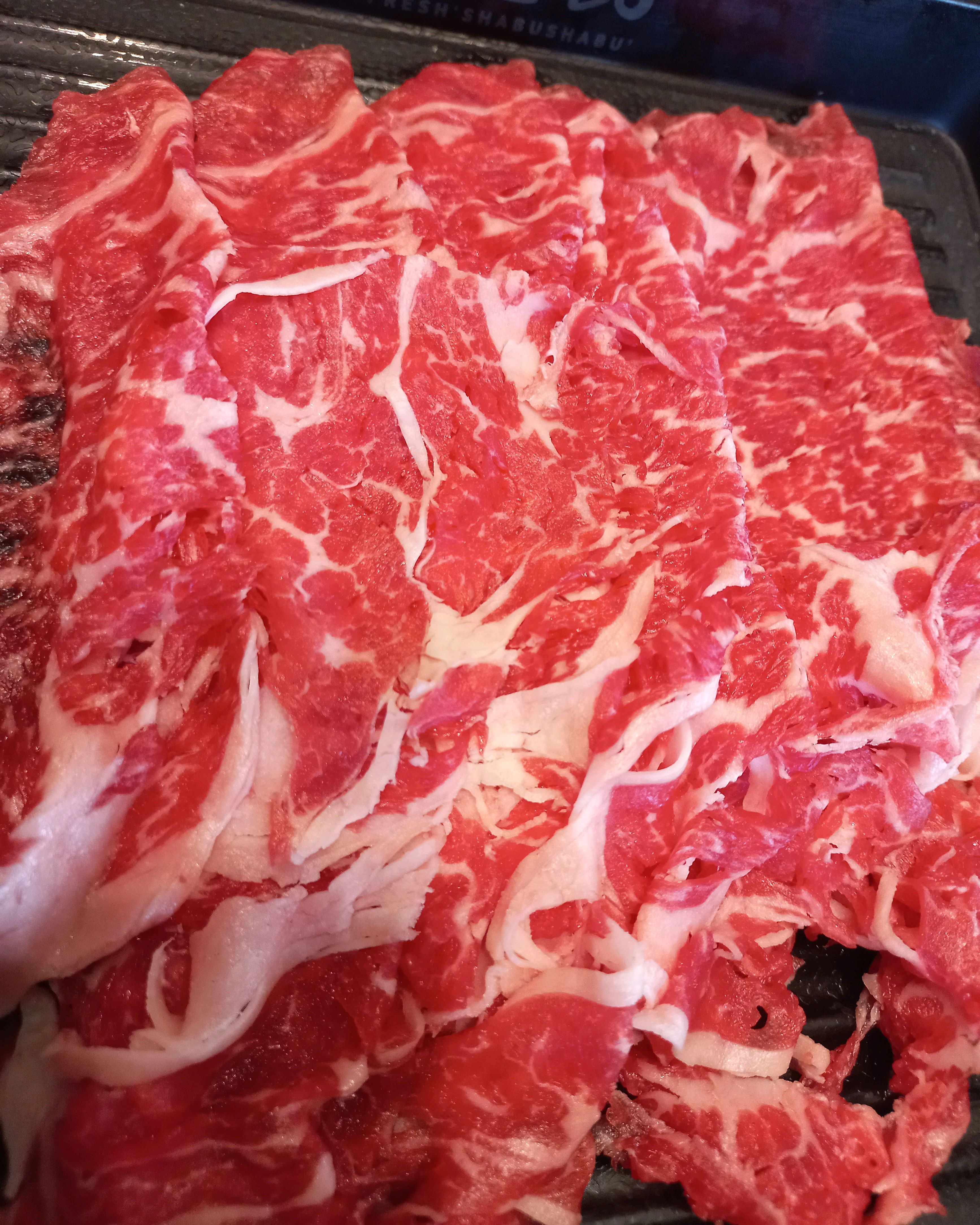 주말 1인 24900원. 지제점은 첫 방문. 홀 내부 참 넓고 고급스러움. 눈으로 반한 상