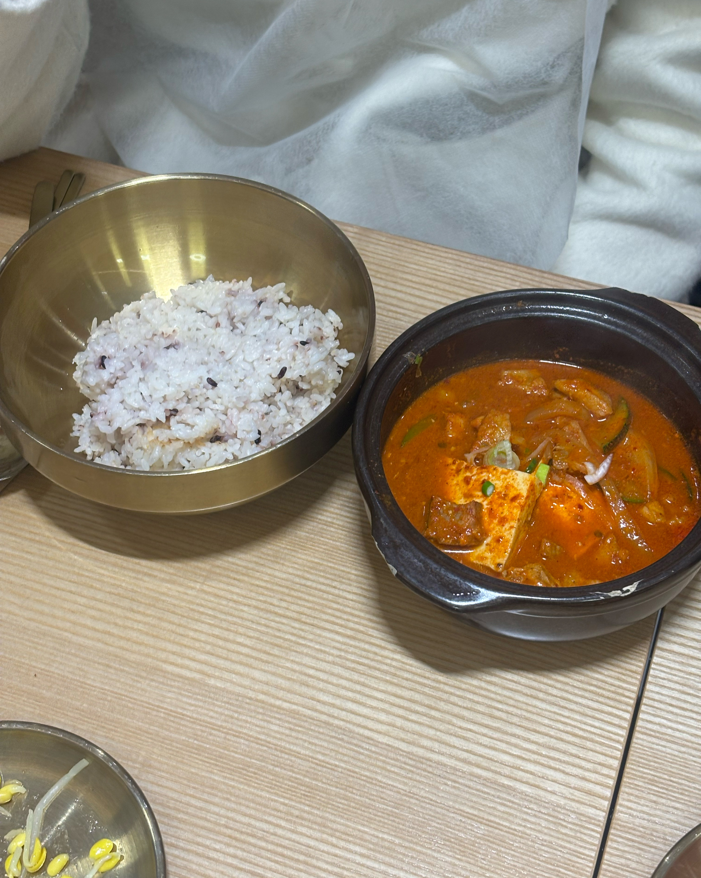 [홍대입구역 맛집 밥장인 홍대점] 직접 가본 로컬 리뷰