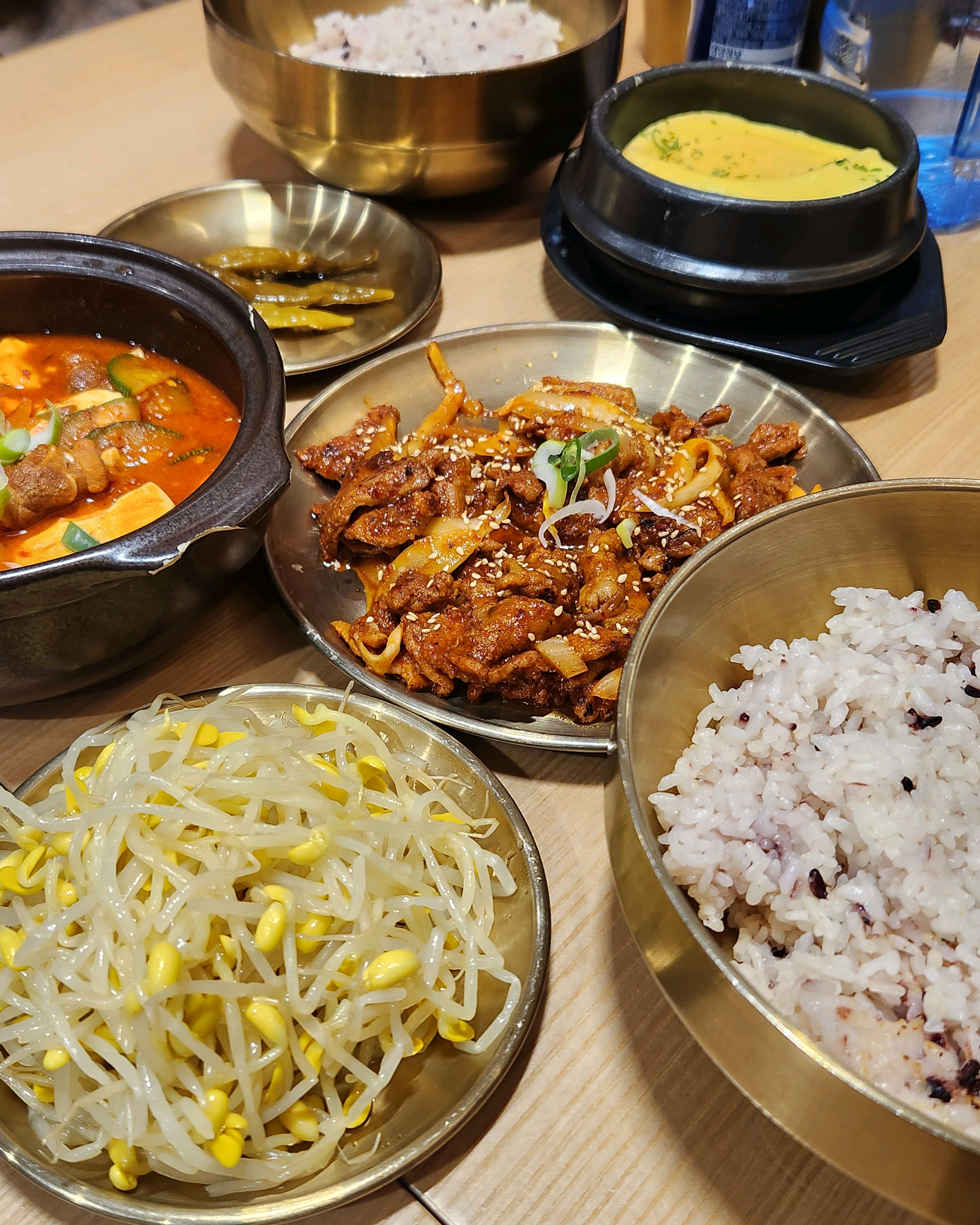 [홍대입구역 맛집 밥장인 홍대점] 직접 가본 로컬 리뷰