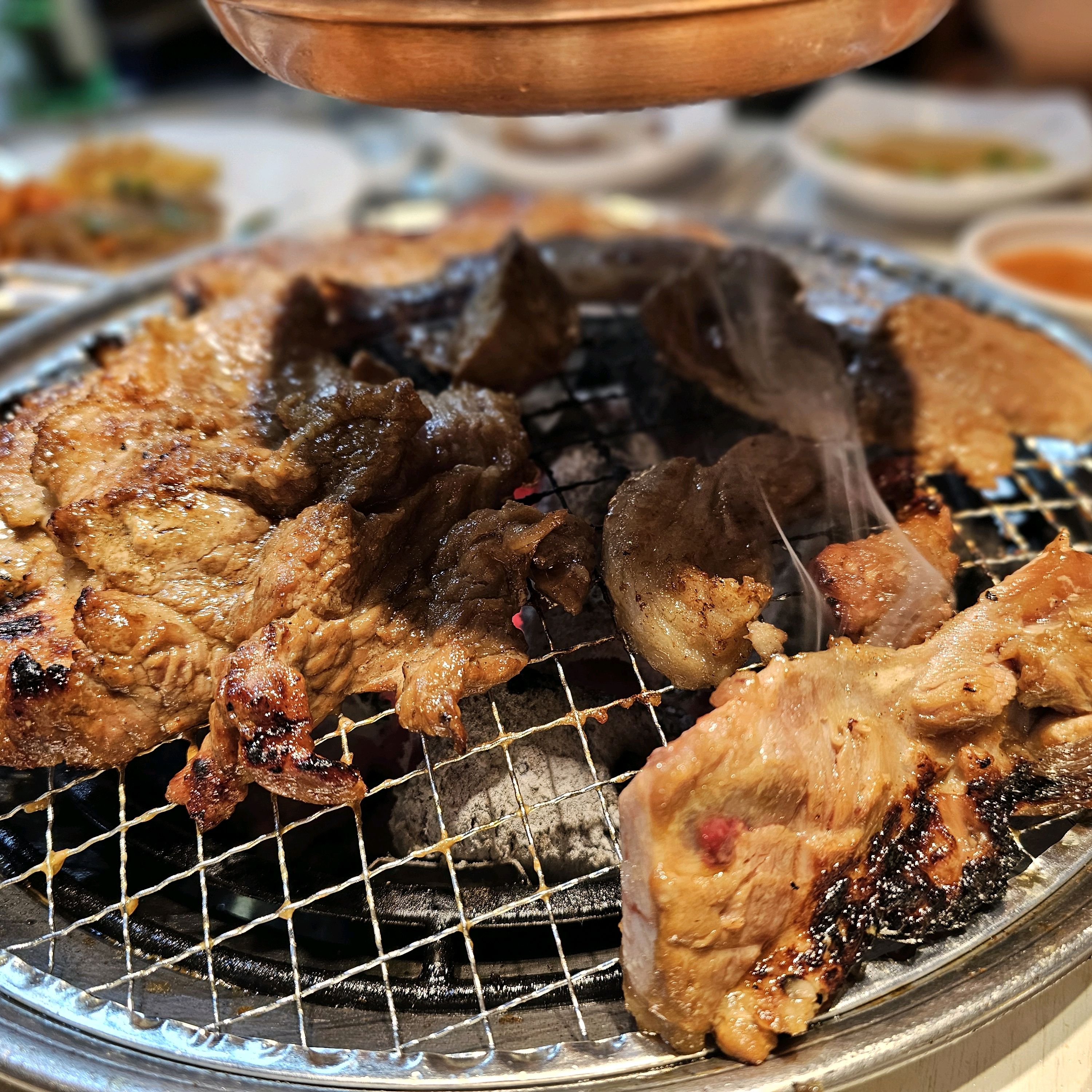 매장이 청결하고 깨끗해요. - 성산동 맛집 명륜진사갈비 마포성산점