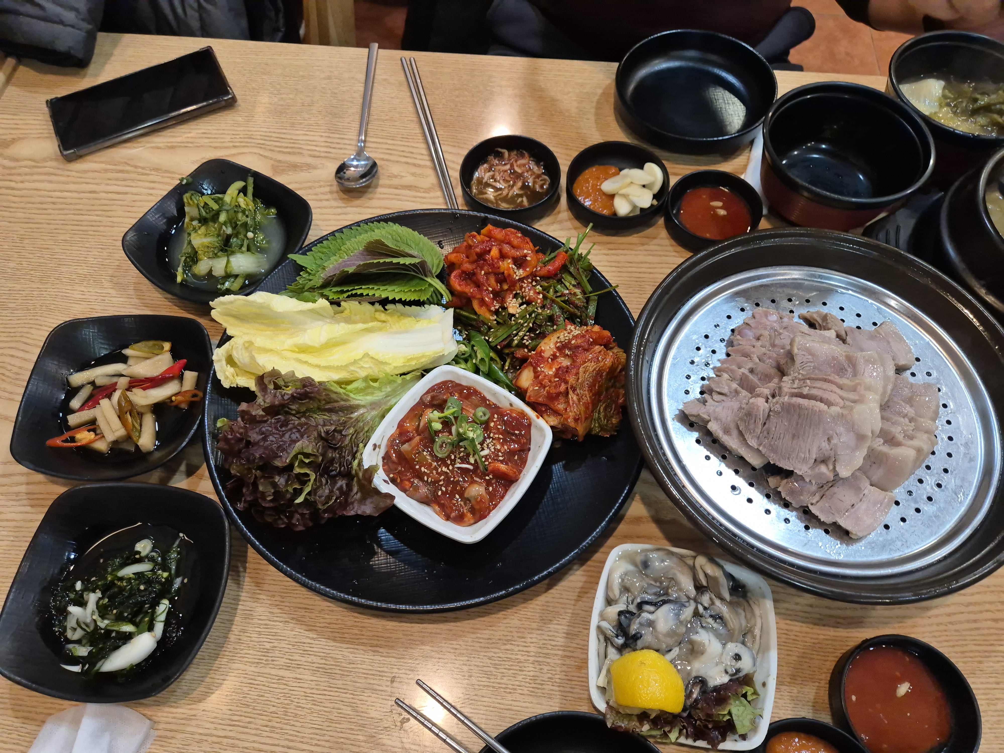 언제 가도 늘 맛있는 집. - 안양 맛집 뽕나무집 보쌈 만두전골