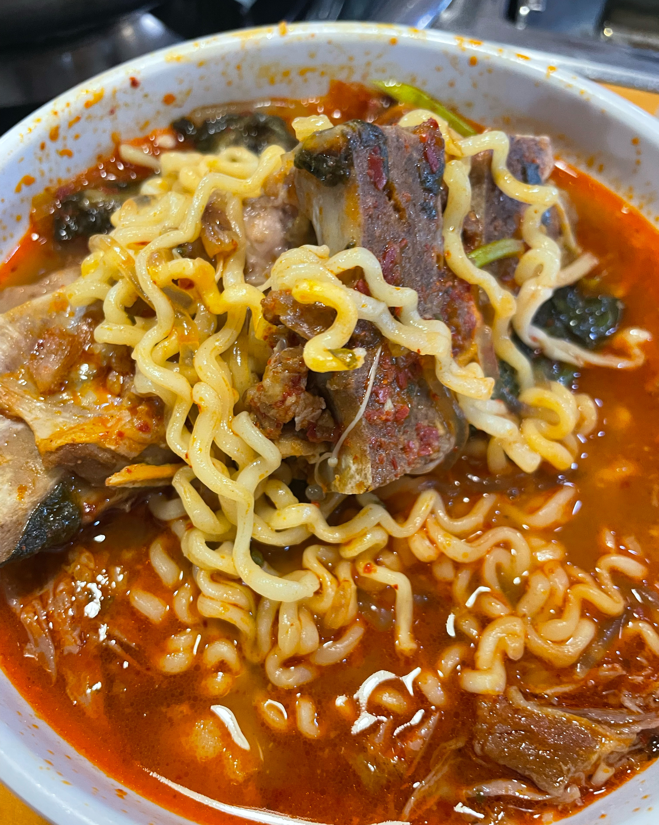 가성비 괜찮고 커플세트도 있어서 커플이 먹기도 좋아요 양도 많도 담백합니다👍👍👍 - 천호동 맛집 맛나감자탕 명일점