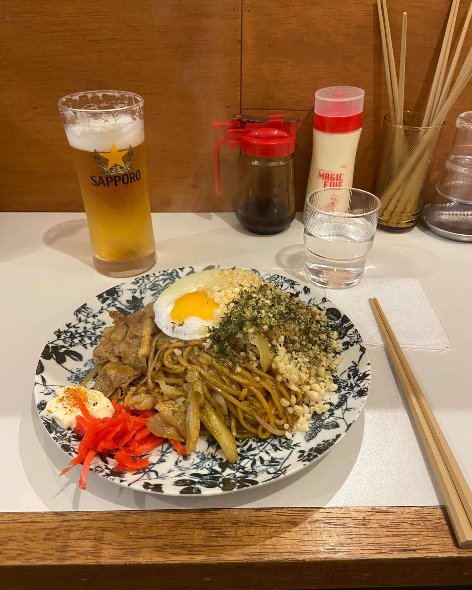 엄청 자극적일거 같았는데 간이 강하지 않고 딱 좋네요!! 양도 너무 많고 생맥도 맛있어요!