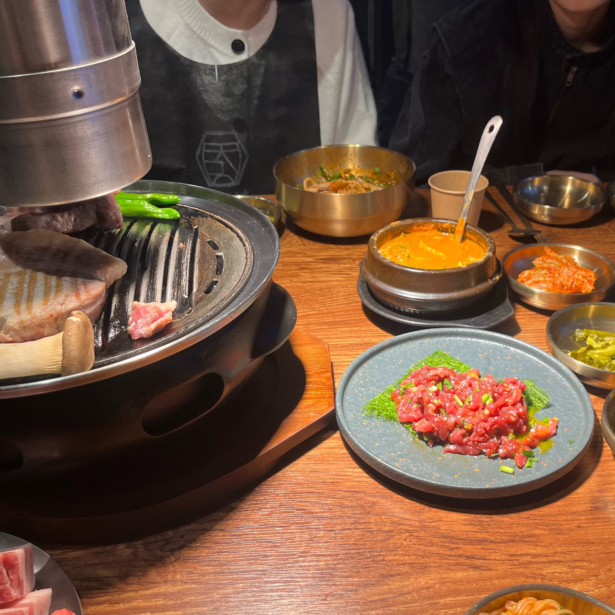 [홍대입구역 맛집 청돈옥 홍대본점] 직접 가본 로컬 리뷰