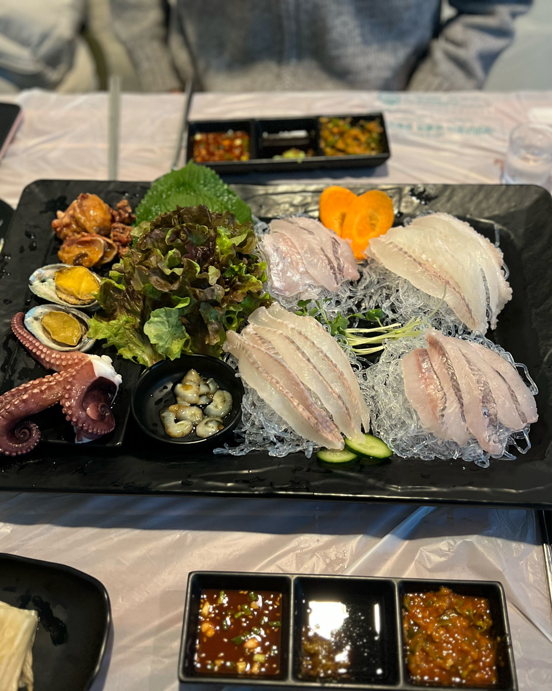송정해수욕장 방문했는데 예기치 않은 맛좋고 가성비 횟집 발견! - 송정 맛집 회담