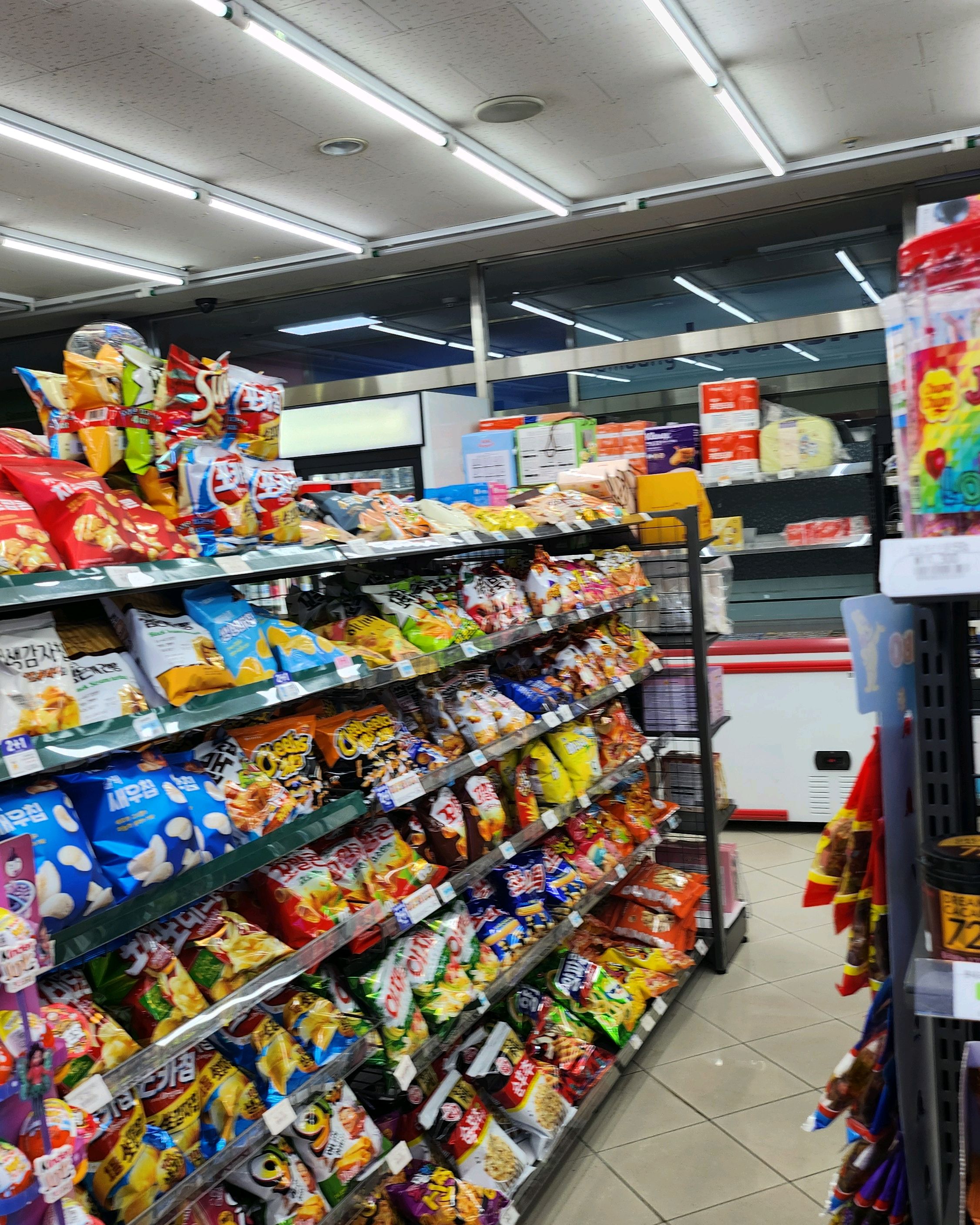 세븐일레븐 속초제일점 (7-Eleven Sokcho Jeil Branch) 10