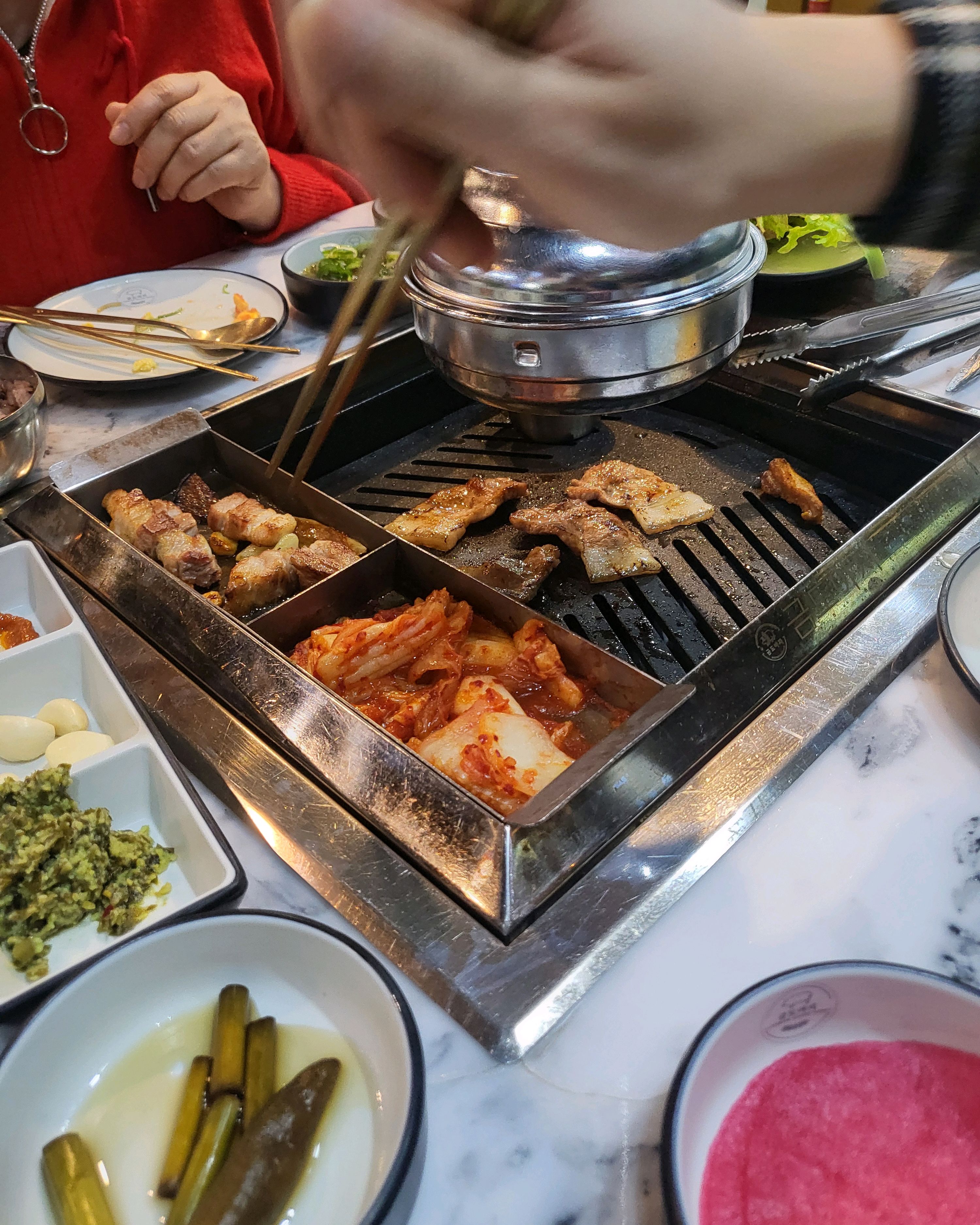 매장도 크고 깔끔해요~~ - 인천 맛집 금도야지 루원시티본점