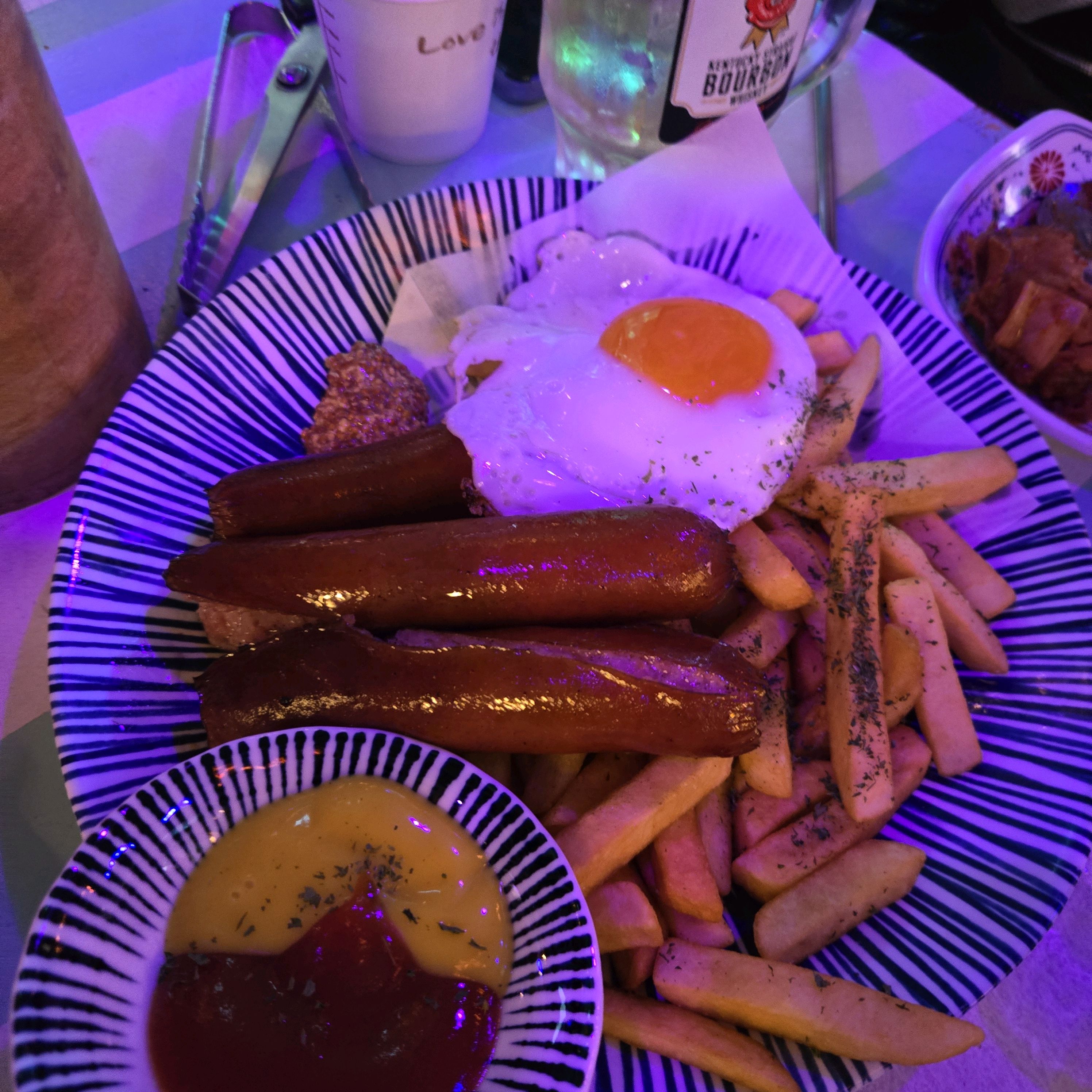 [홍대입구역 맛집 배터리88 홍대] 직접 가본 로컬 리뷰