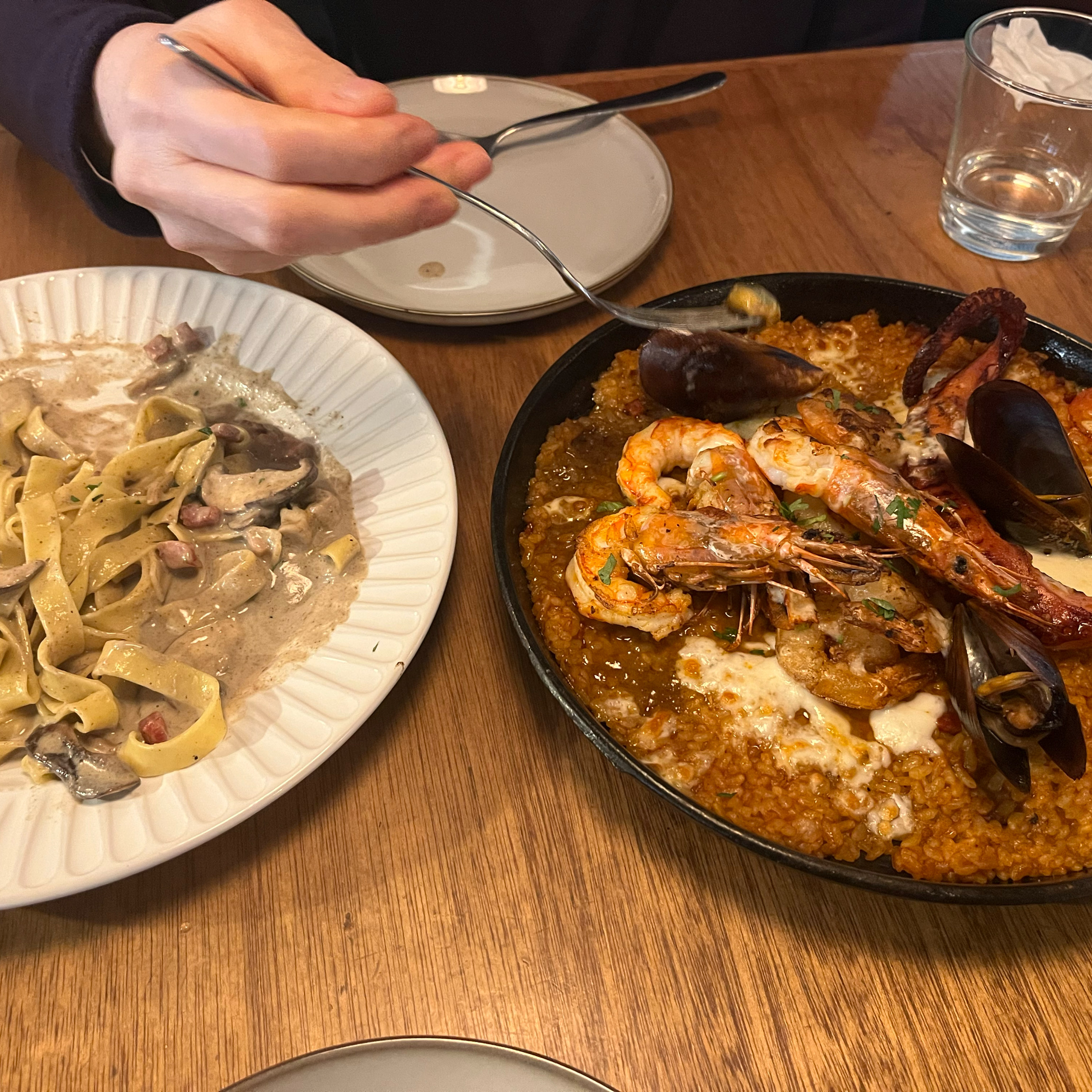 [홍대입구역 맛집 광야] 직접 가본 로컬 리뷰