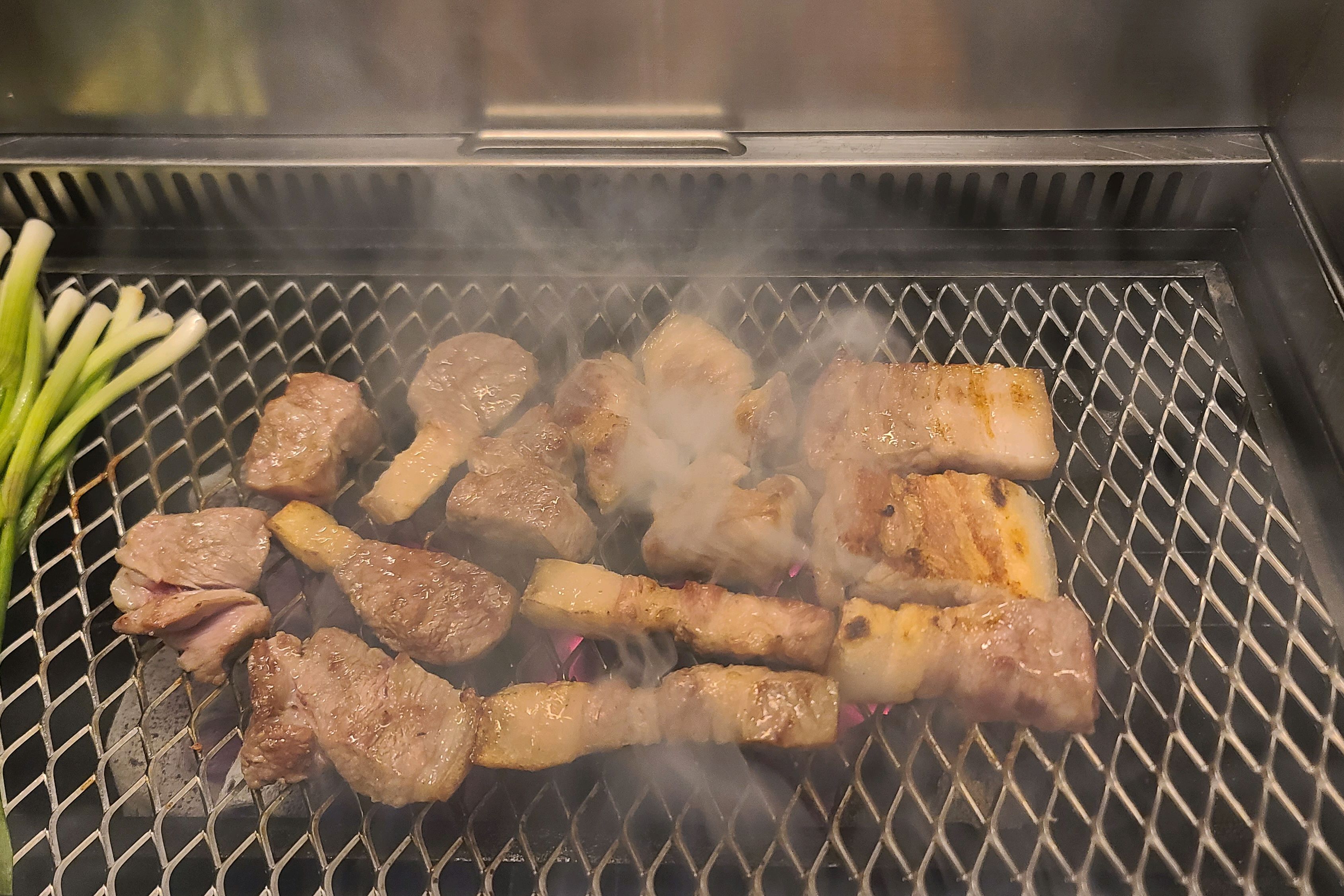 너무 친절하고 맛있어요 - 제주 맛집 포크80 제주공항점
