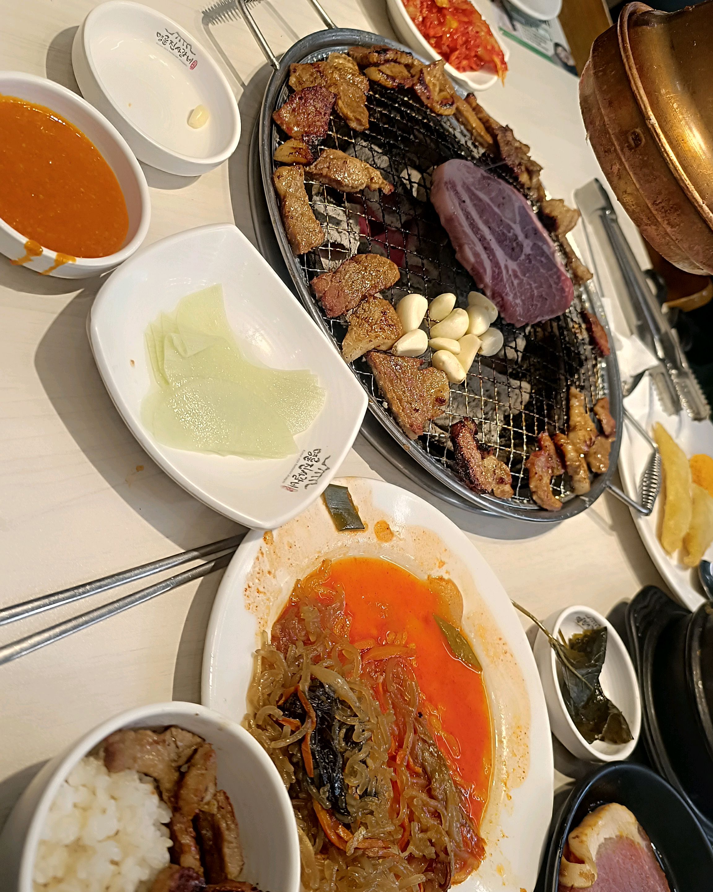고기 많고, 사람 많이 없어서 좋았어요 - 보통 고기 집들 엄청 시끄러운데 여기 더 편해요