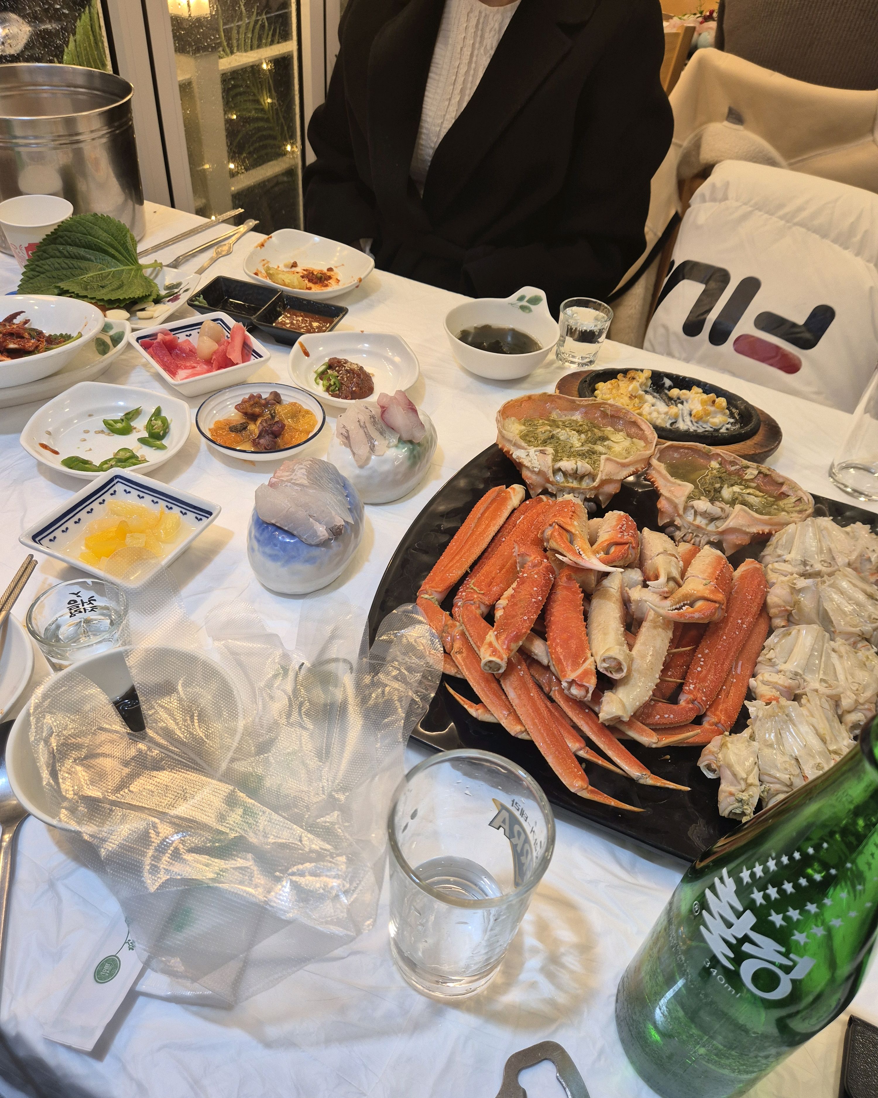 경포대 놀러와서 식당 찾던중 인테리어도 깔끔하고 이뻐서 들리게 되었는데 식당 내부도 이