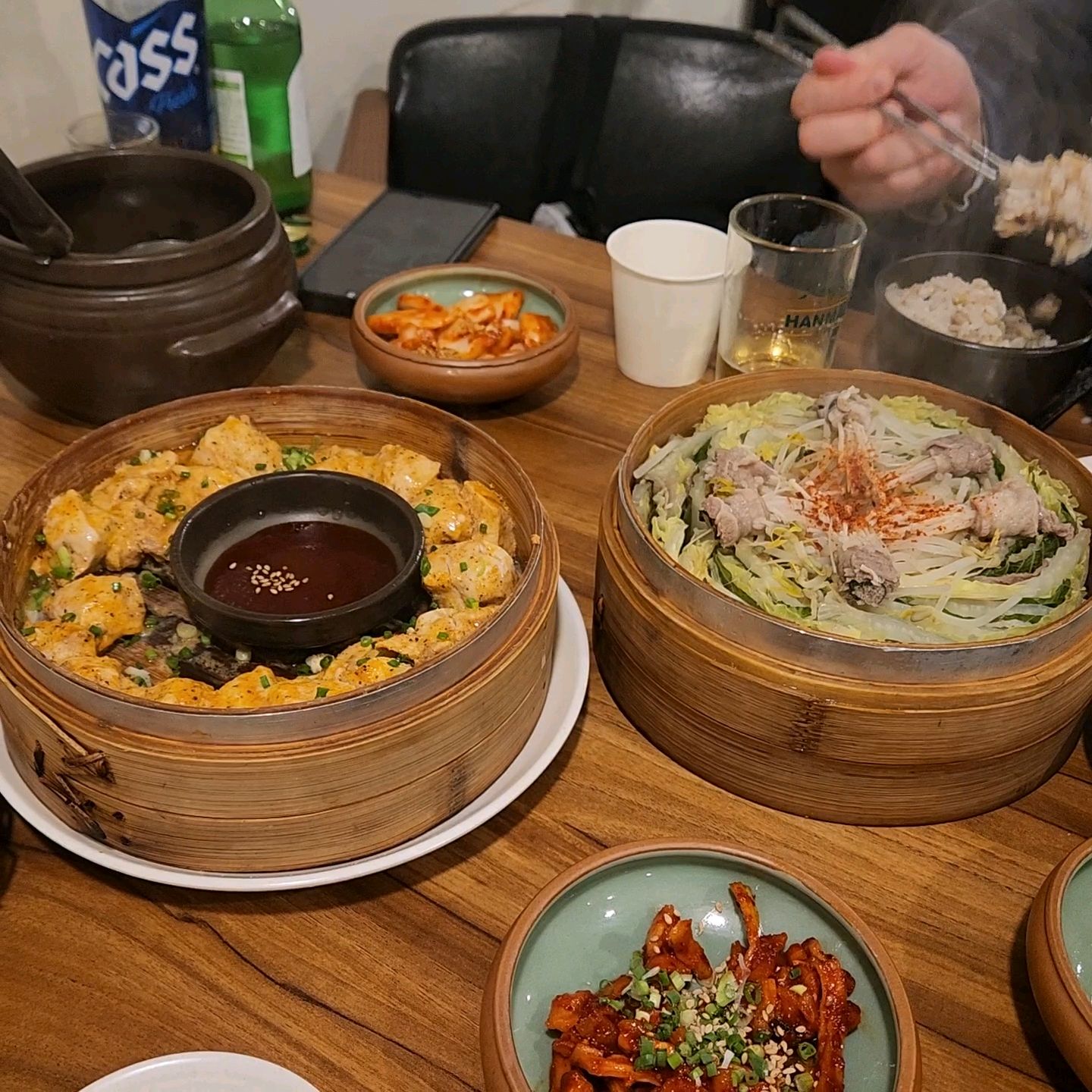 오랜만에 불당동 데이트로 방문했는데 일이이사는 퓨전한식인데 익숙하고 호불호없이 맛있게 먹을