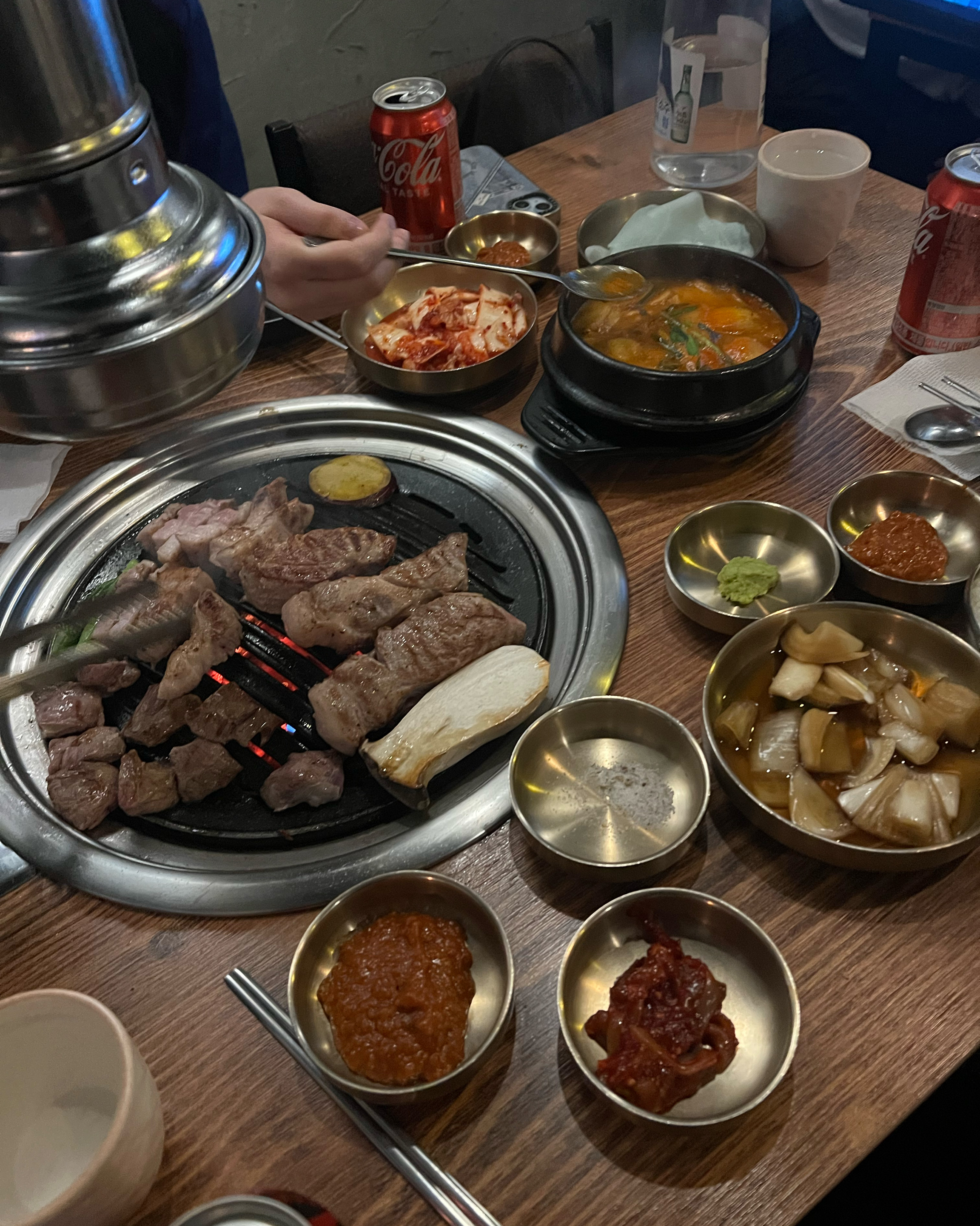 [홍대입구역 맛집 육몽 홍대본점] 직접 가본 로컬 리뷰