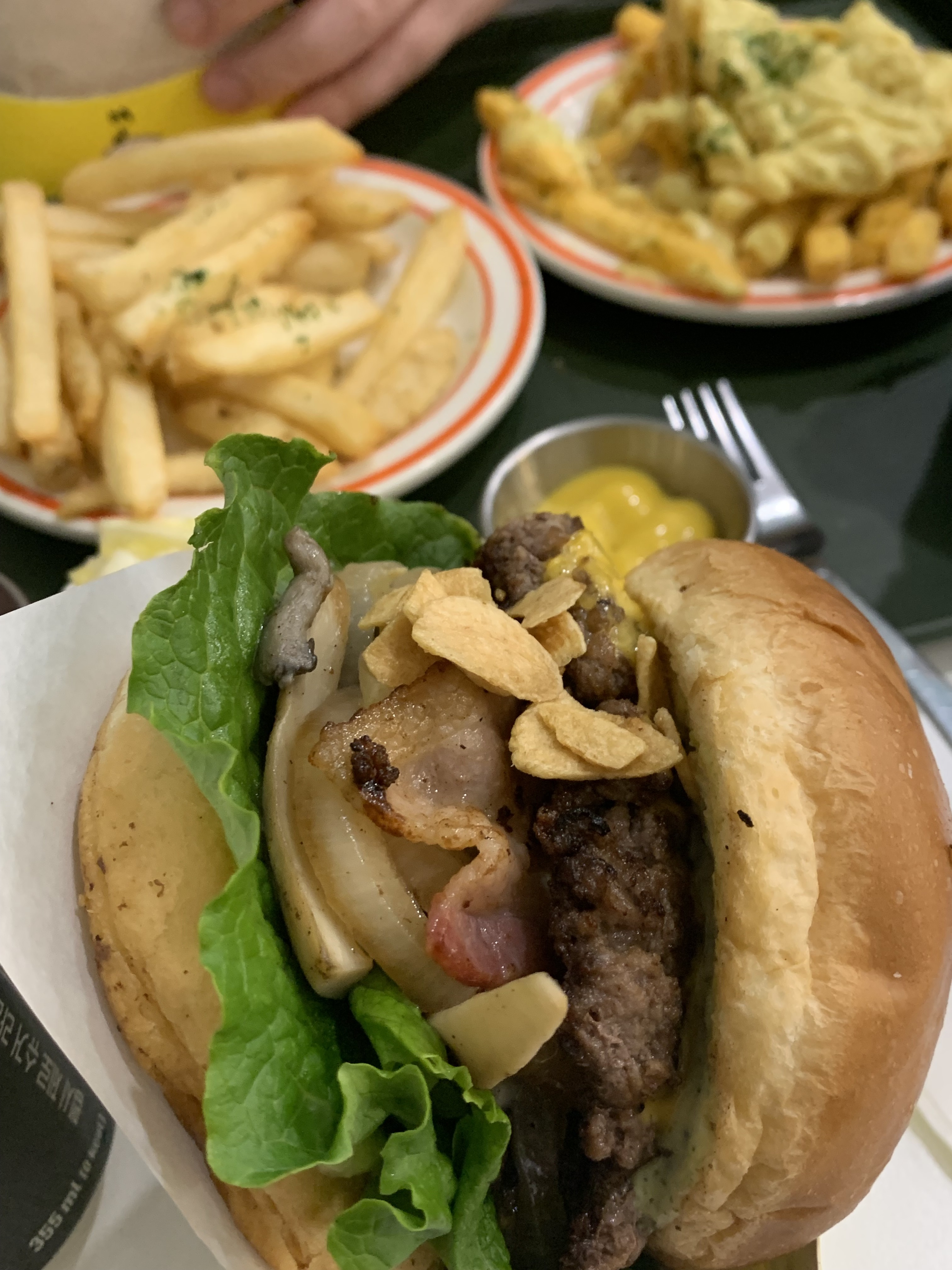 [홍대입구역 맛집 풀리너마이트 홍대] 직접 가본 로컬 리뷰