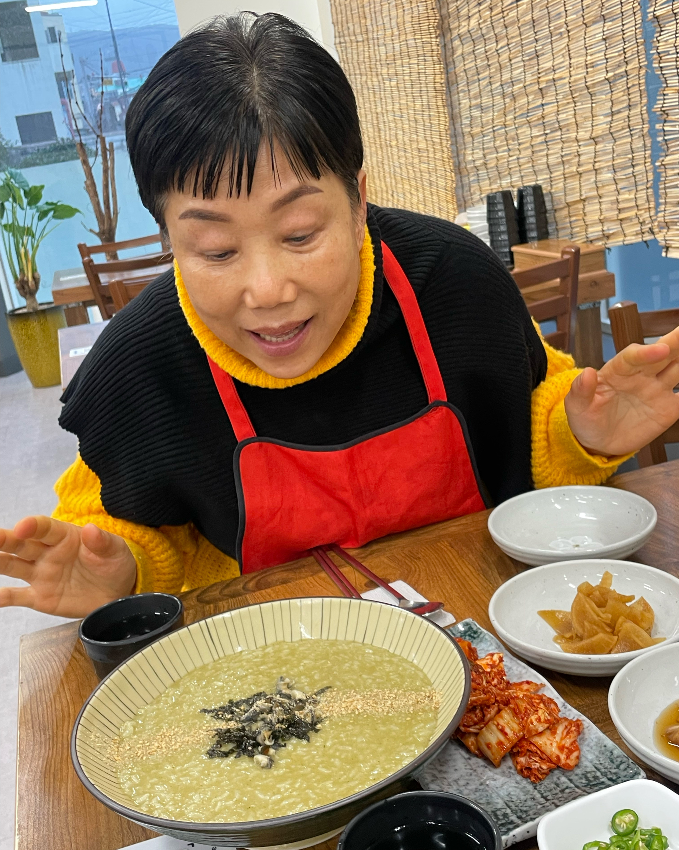 여기 너무 맛있짜나요 - 제주 맛집 웅이네 보말칼국수 제주본점