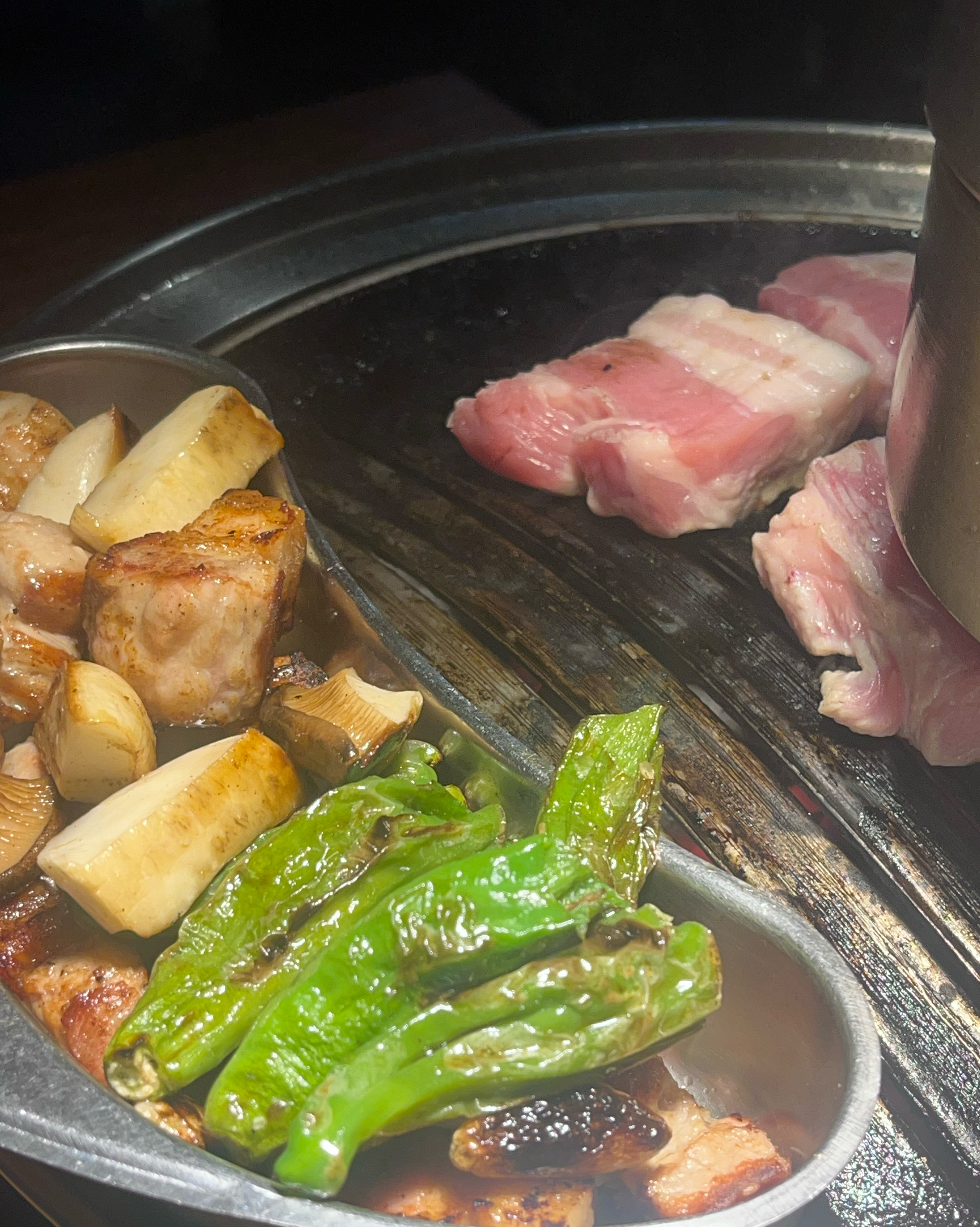 [홍대입구역 맛집 청돈옥 홍대본점] 직접 가본 로컬 리뷰