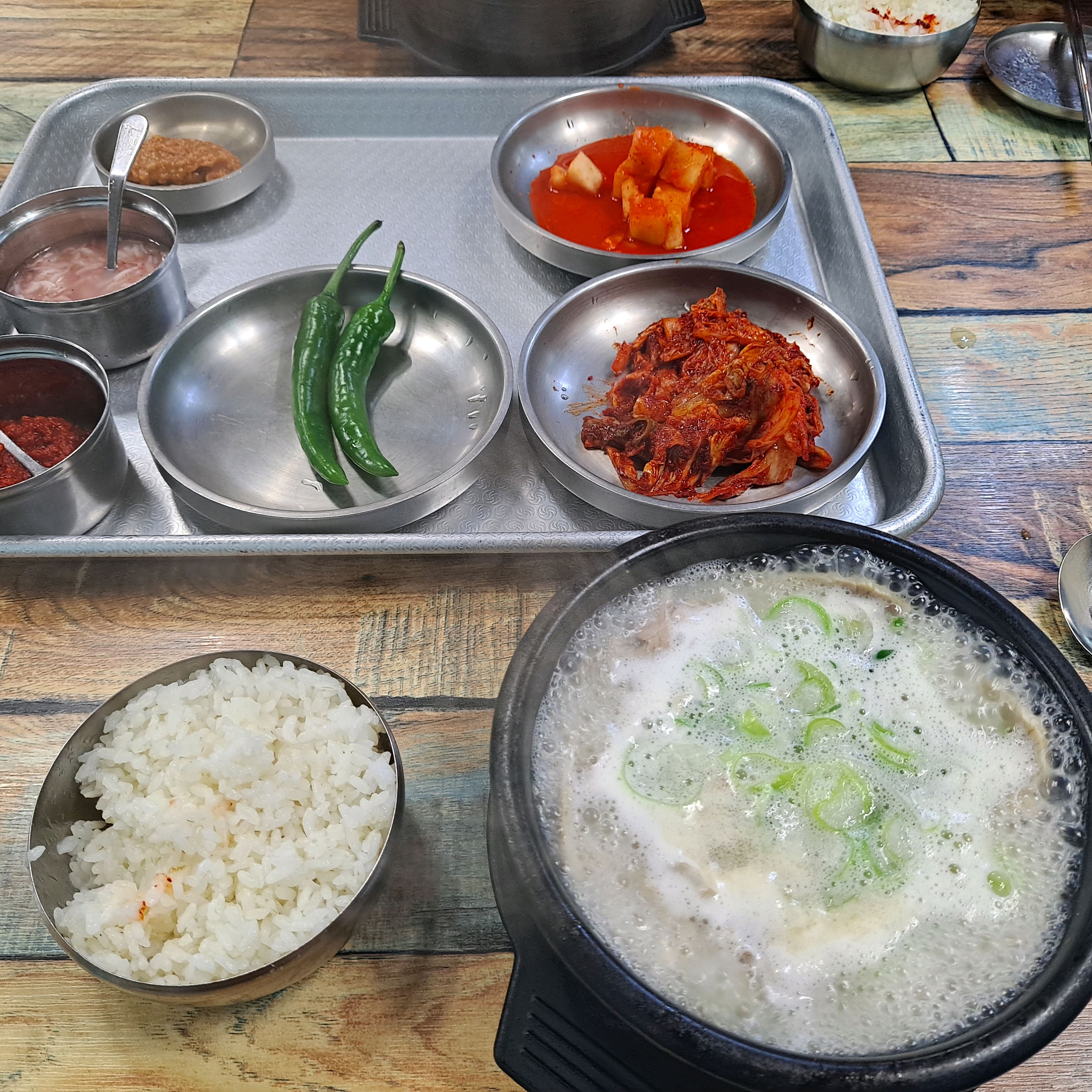 대구 여행중~~ - 대구 맛집 시골돼지국밥