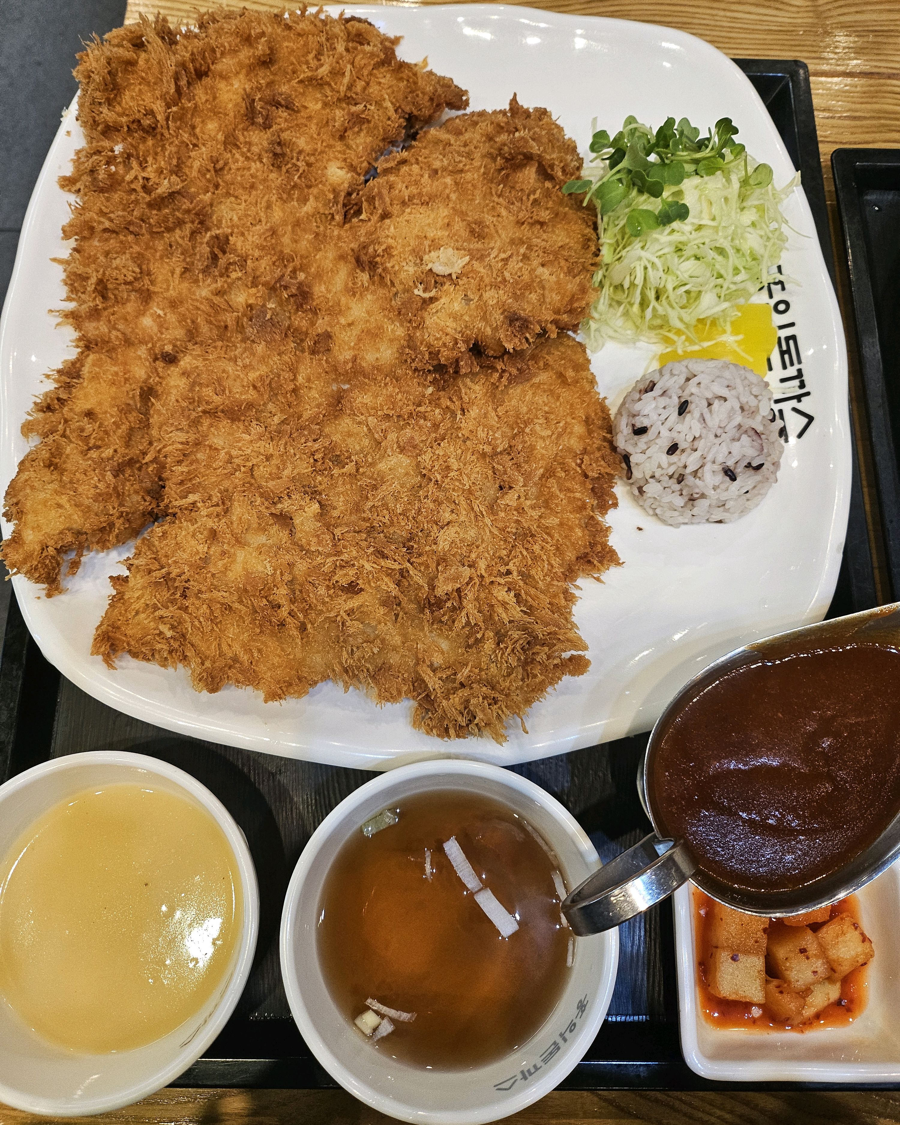 홍익돈까스는 가성비가 역시 좋아요 - 금릉역 맛집 홍익돈까스 파주금릉점