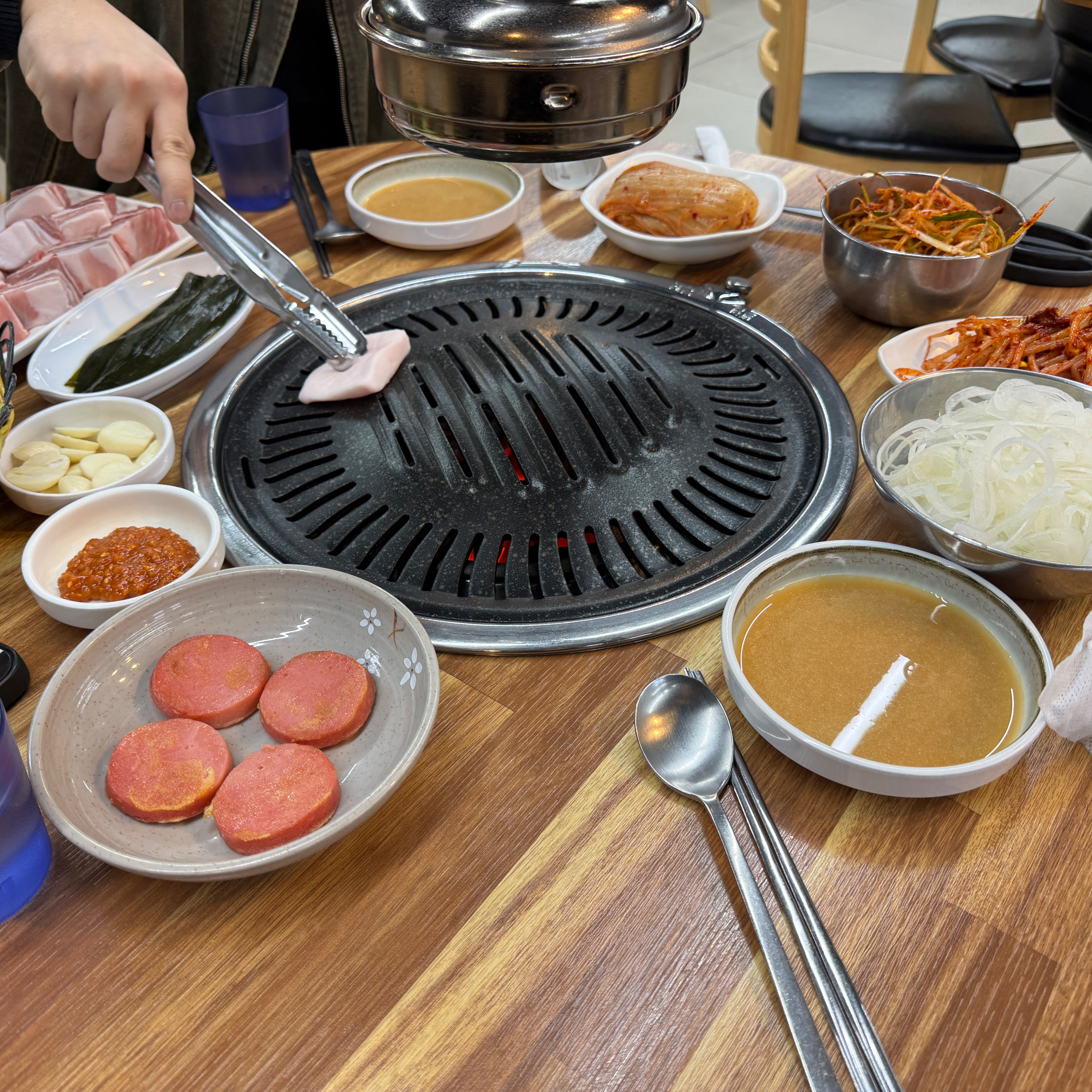 잡내도 안나고 고기가 맛있어요 ㅎㅎ - 권선동 맛집 그집애