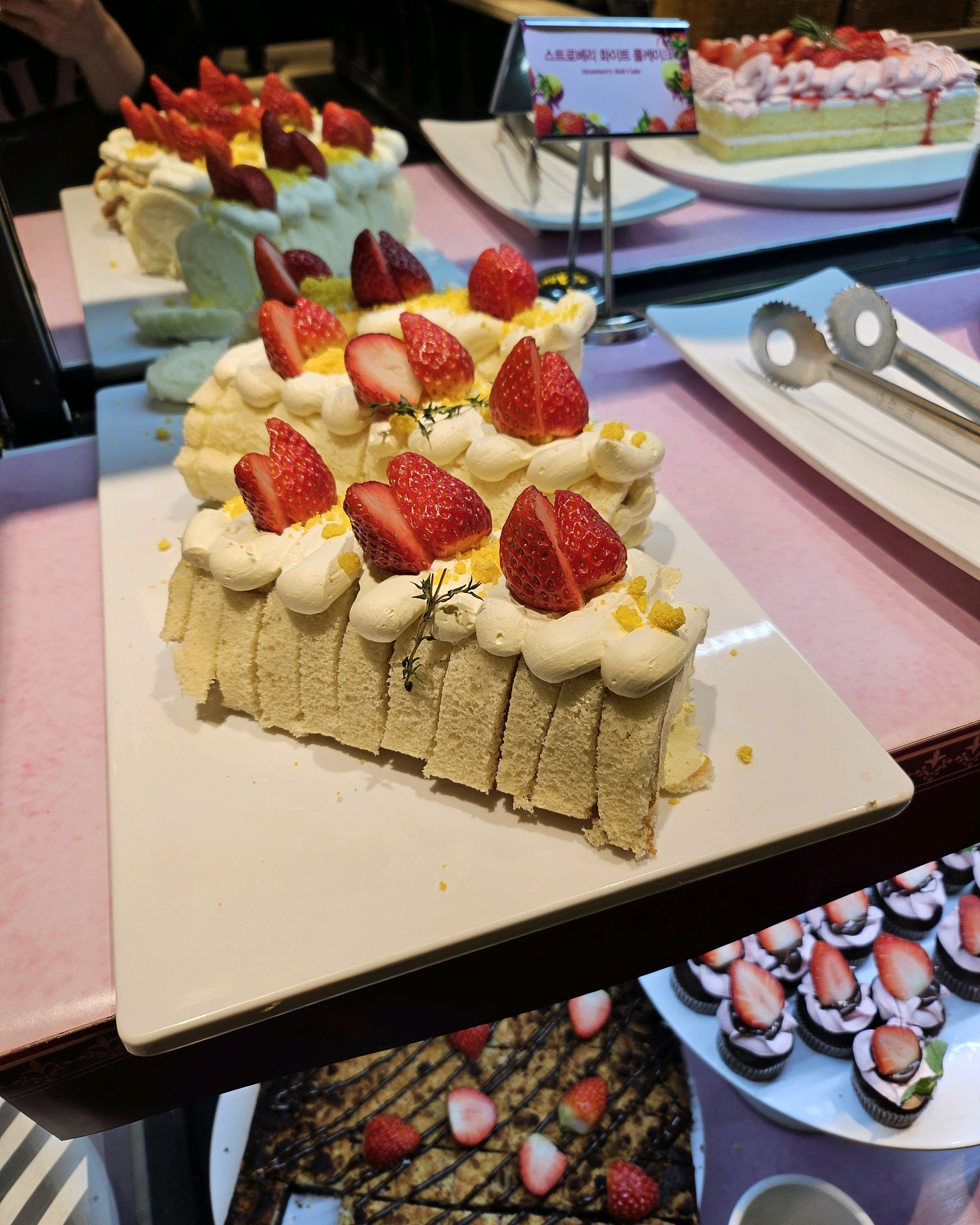 아이 데리고 가기 너무 좋아요 - 청라 맛집 애슐리퀸즈 홈플러스 인천청라점