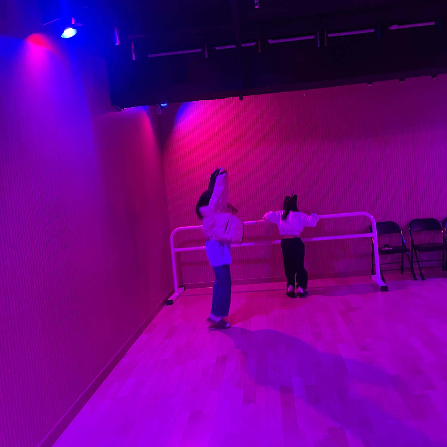 2번째 스튜디오 사진